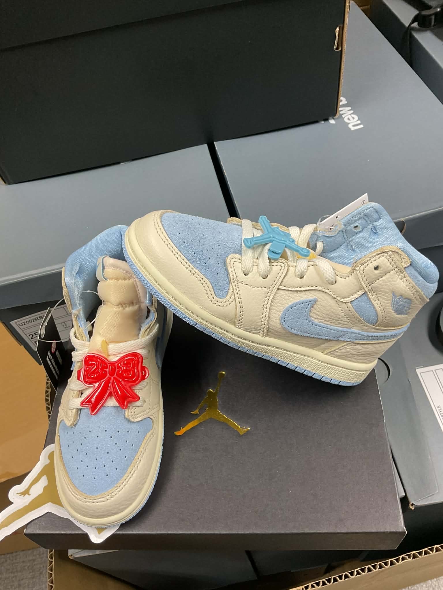 Nike TD Jordan 1 Retro High OG "Pale Ivory/Psychic Blue"