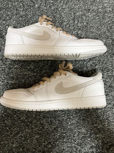 Nike Air Jordan 1 Low OG "Neutral Grey"