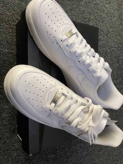 Supreme × Nike Air Force 1 Low "White"