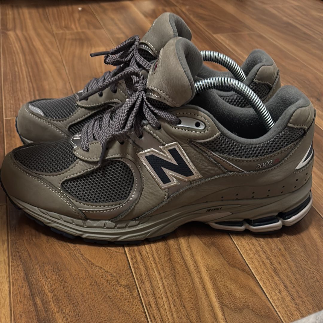 New Balance 2002R "Gray"