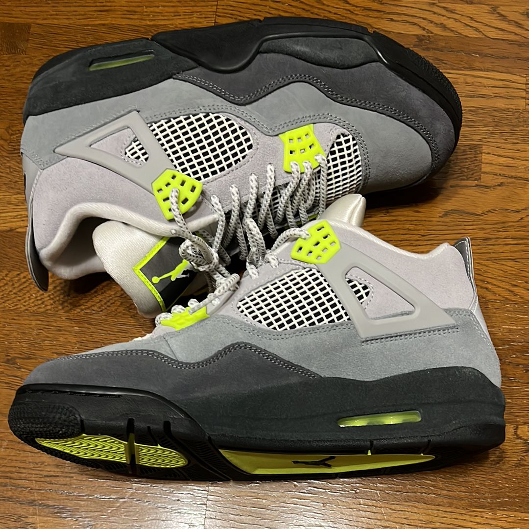 NIKE AIR JORDAN 4 RETRO LE "NEON"