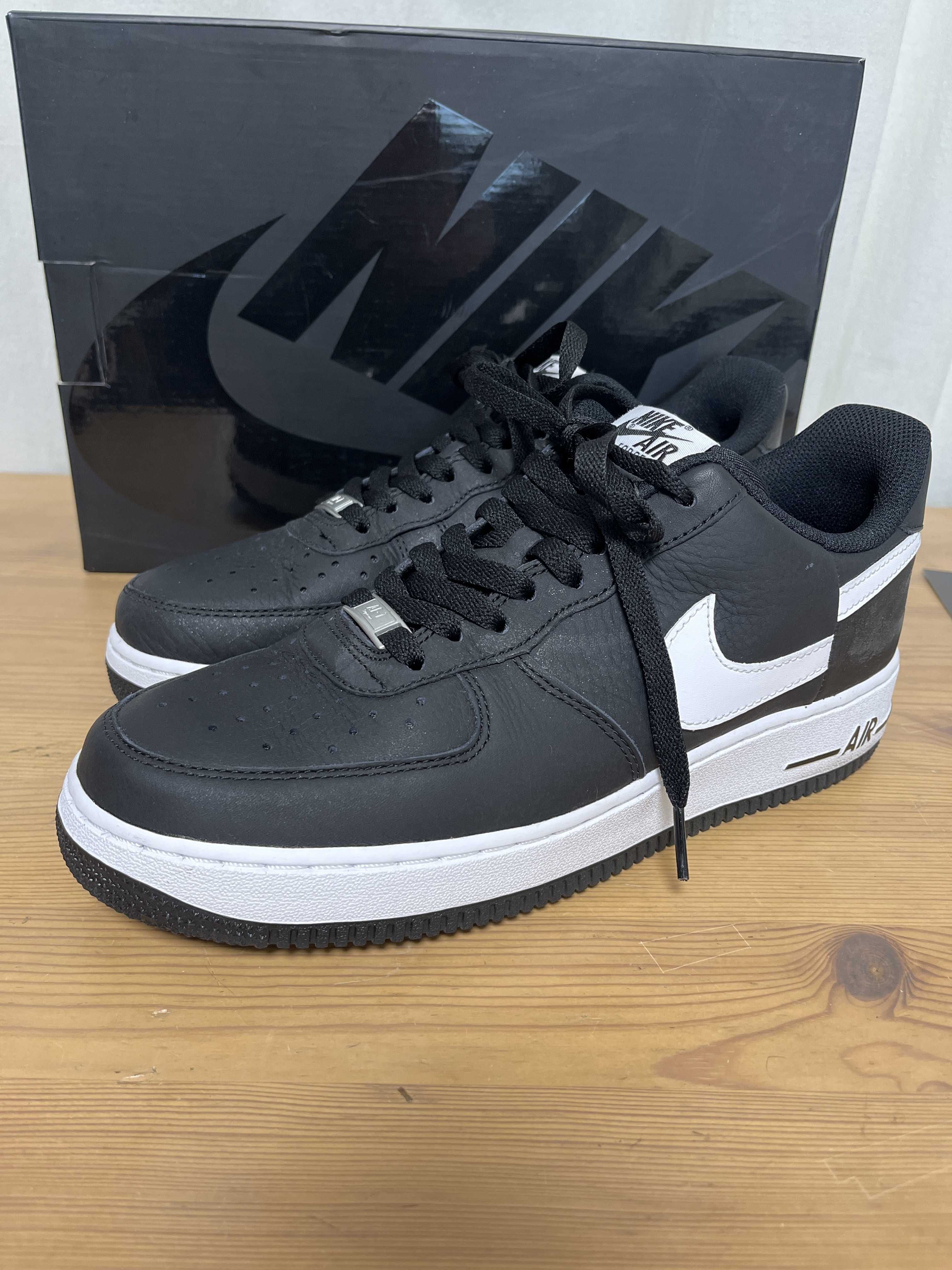 Supreme × COMME des GARCONS SHIRT × Nike Air Force 1 Low "Black/White" (2018)