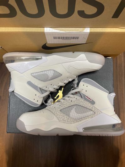SNS×NIKE JORDAN MARS 270