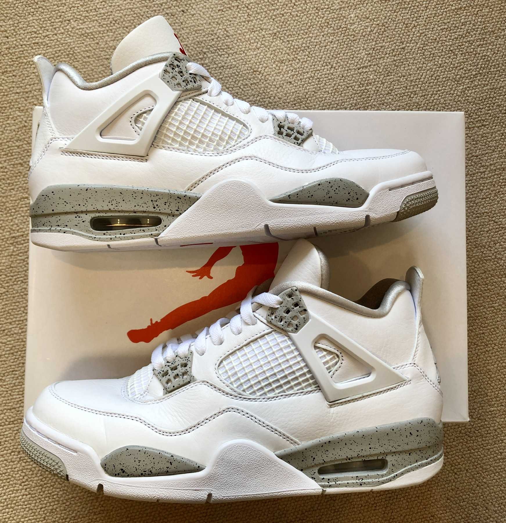 Nike Air Jordan 4 "Tech White"  