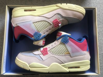 UNION × Nike Air Jordan 4 SP "Guava Ice/Light Fusion Red"