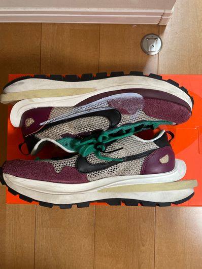 sacai × Nike Vapor Waffle "String/Red/Green"