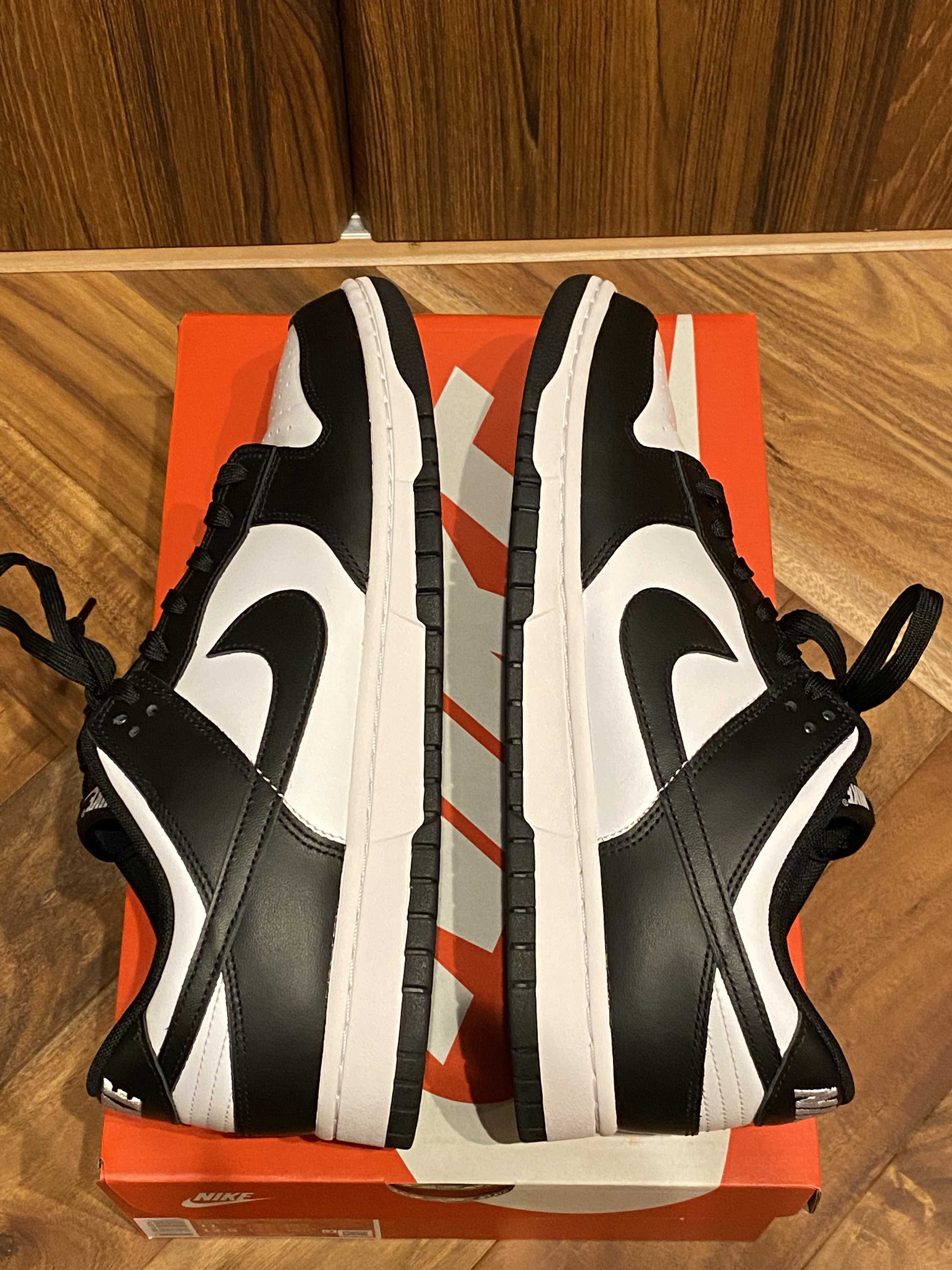 Nike Dunk Low Retro "Panda/White/Black"