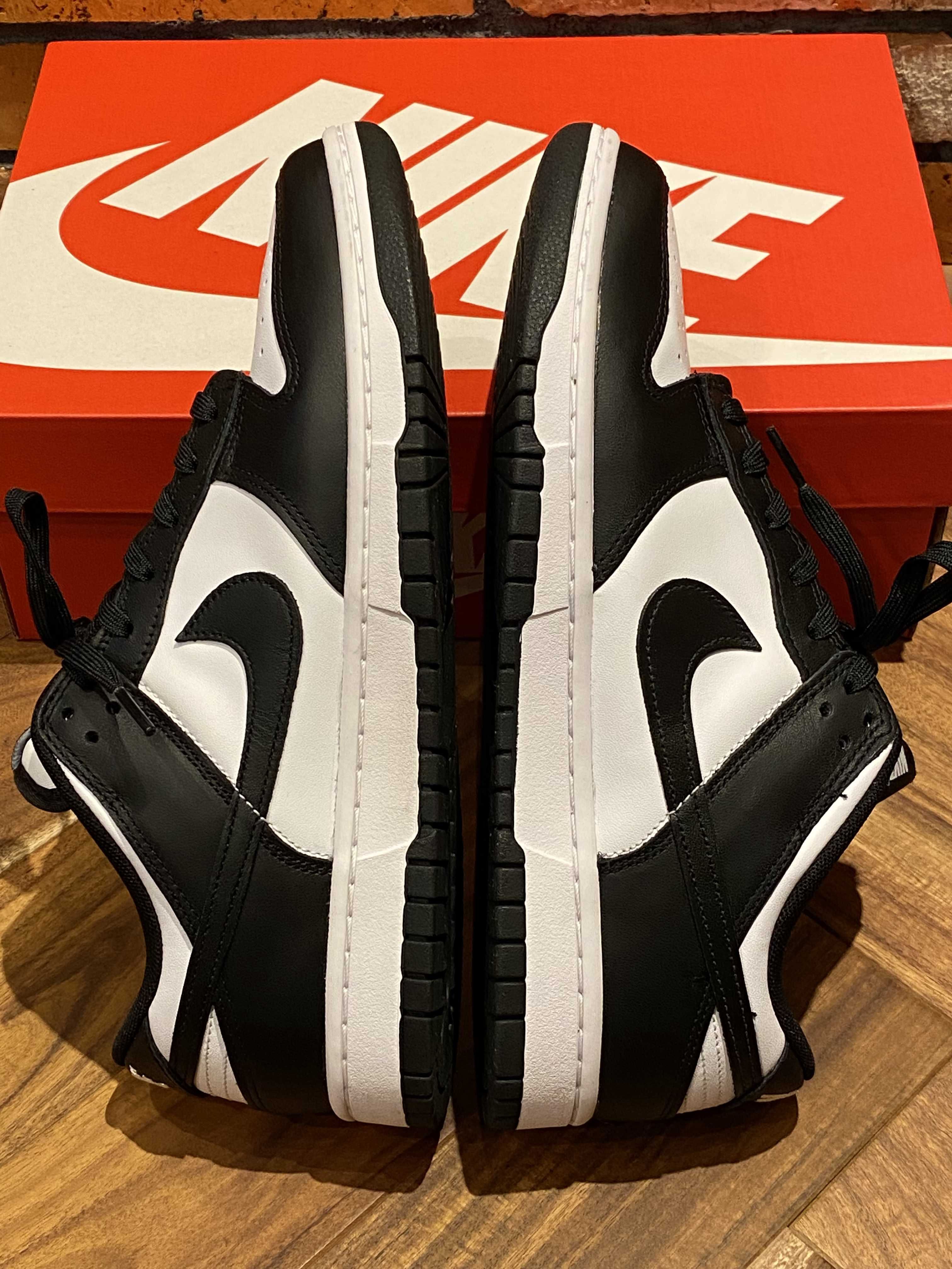 Nike Dunk Low Retro "Panda/White/Black"