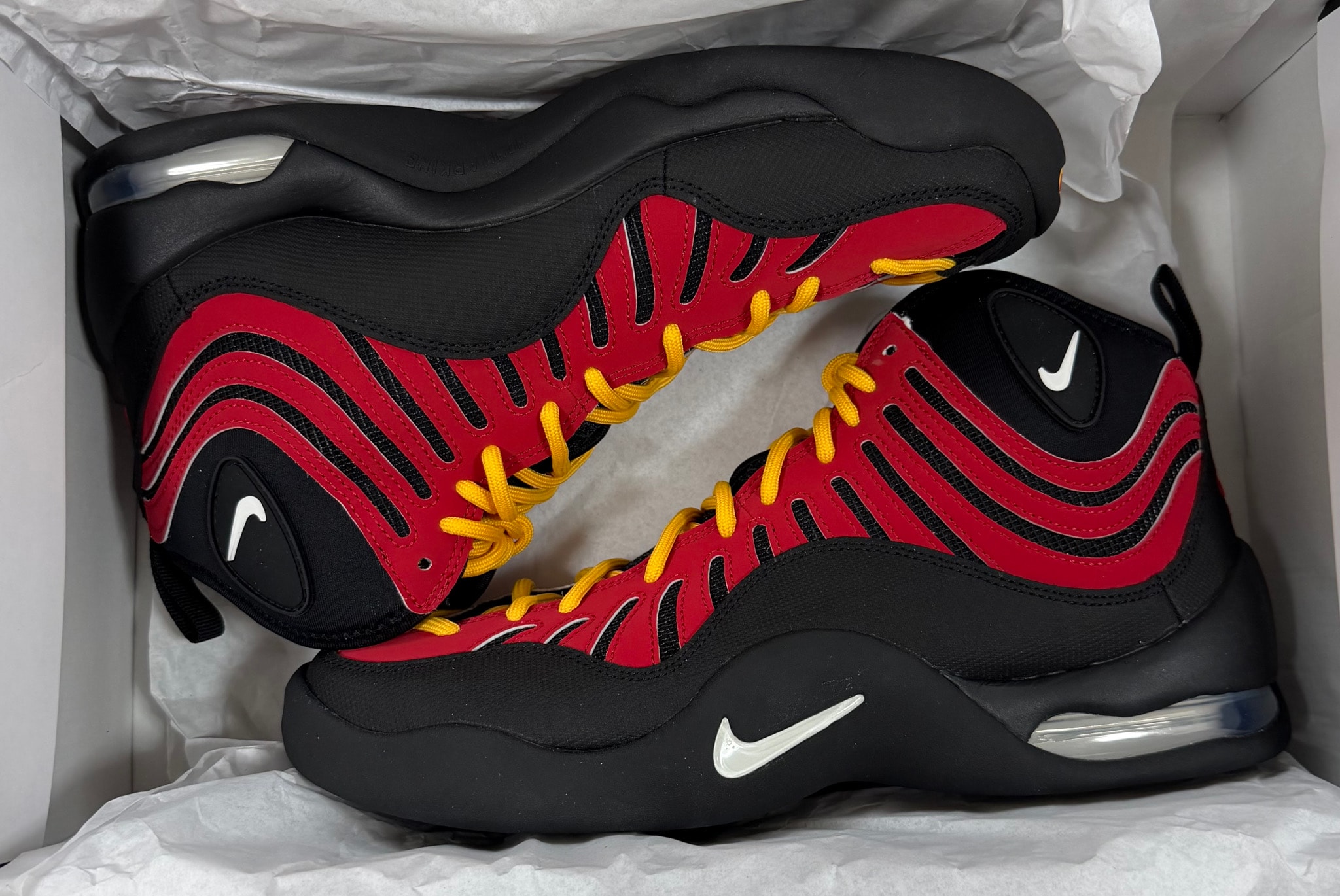 Nike Air Bakin OG "Varsity Red" (2026)