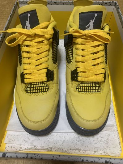 Nike Air Jordan 4 "Tour Yellow"