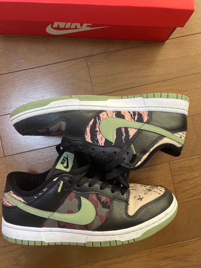 NIKE DUNK LOW SE "BLACK MULTI CAMO"