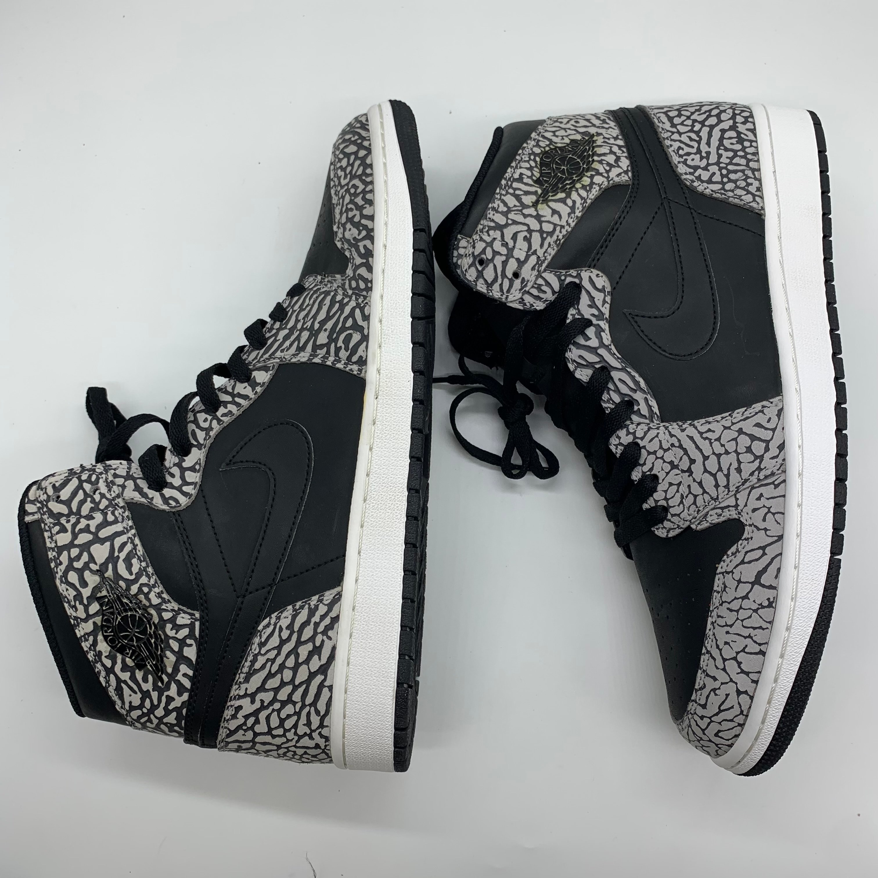 Nike Air Jordan 1 Retro High 