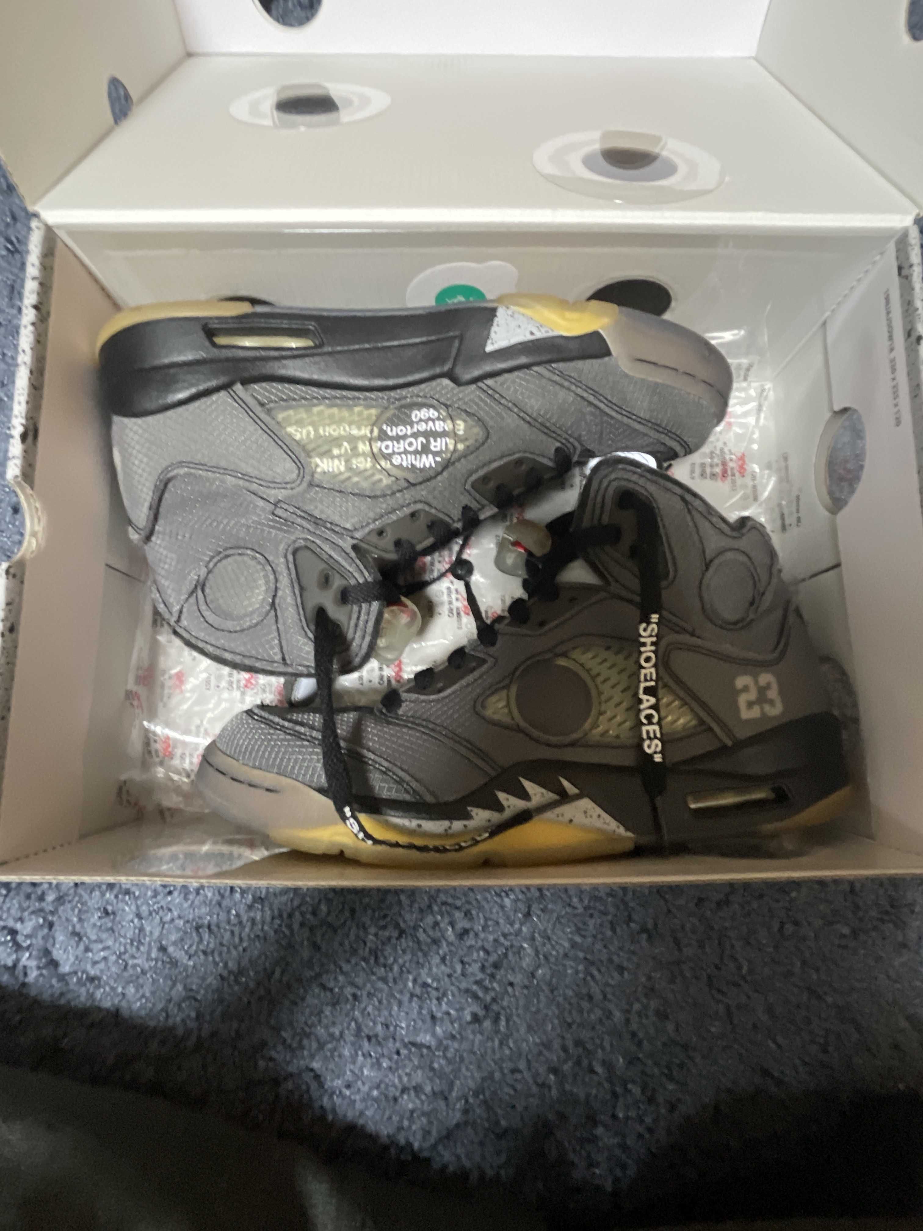 Off-White × Nike Air Jordan 5 "Black/Muslin/Fire Red"