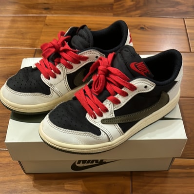 Travis Scott × Nike PS Jordan 1 Low OG SP "Medium Olive"