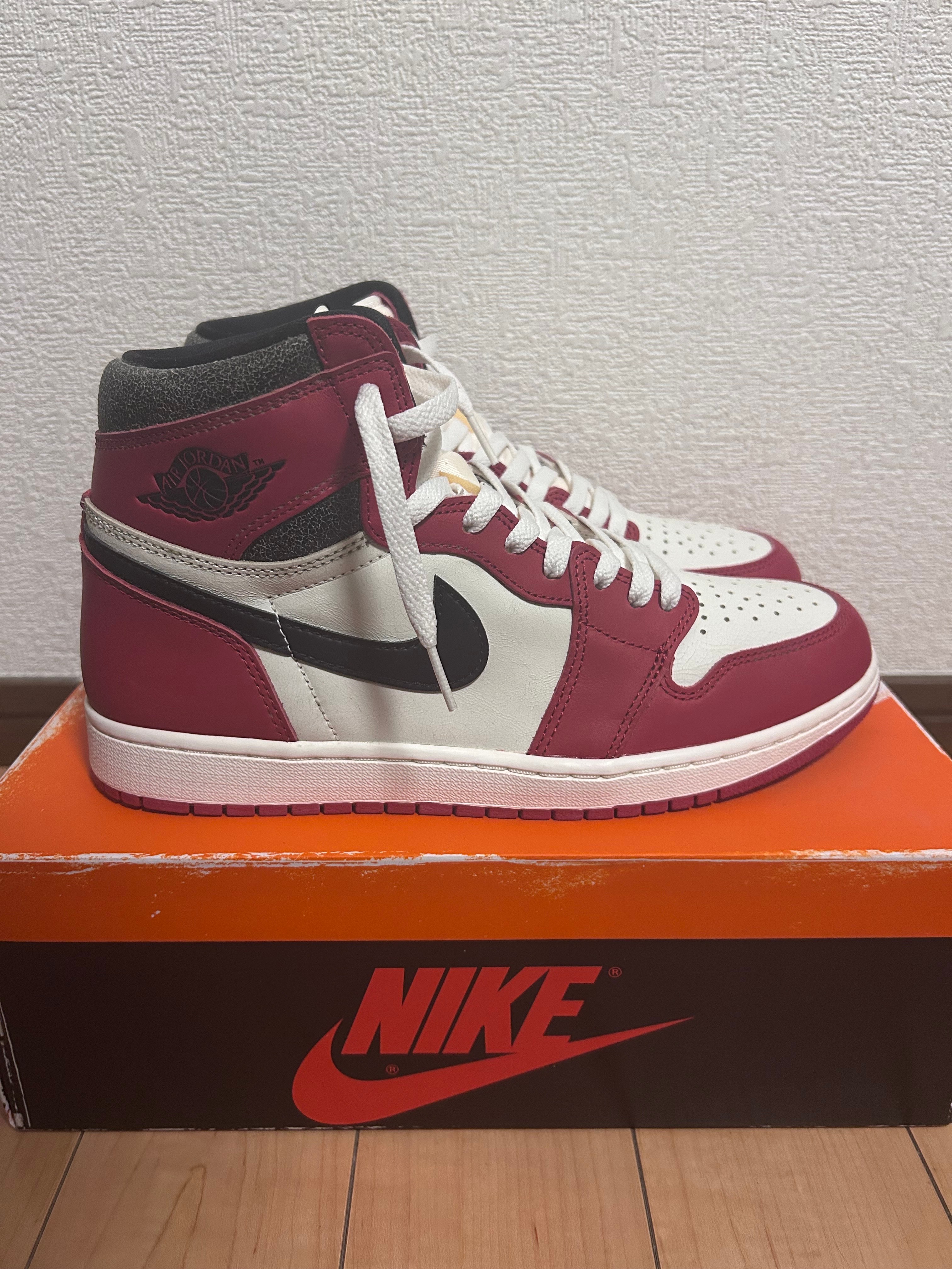 Nike Air Jordan 1 High OG "Lost & Found/Chicago"