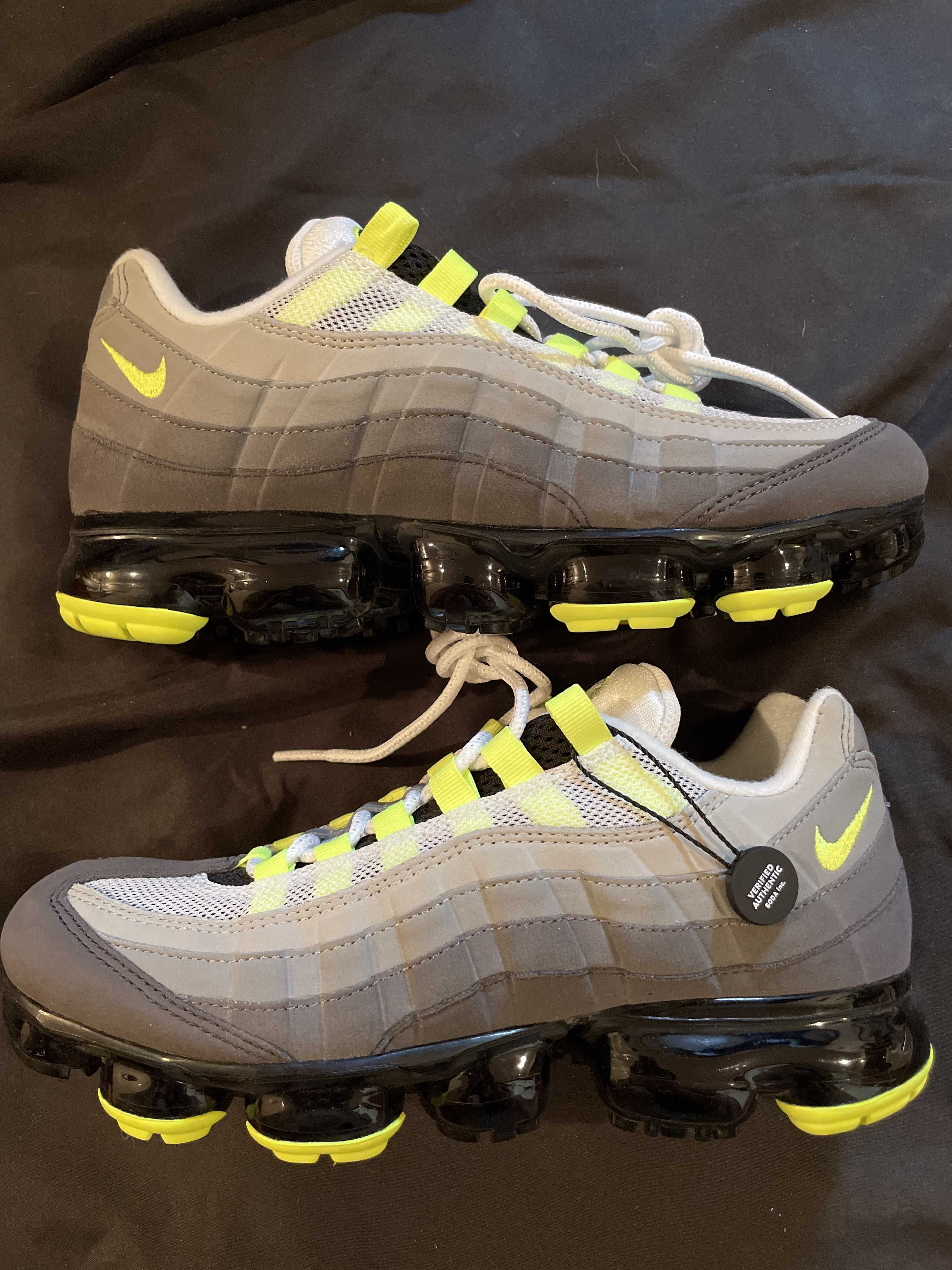 Nike Air Vapormax 95 "Neon"