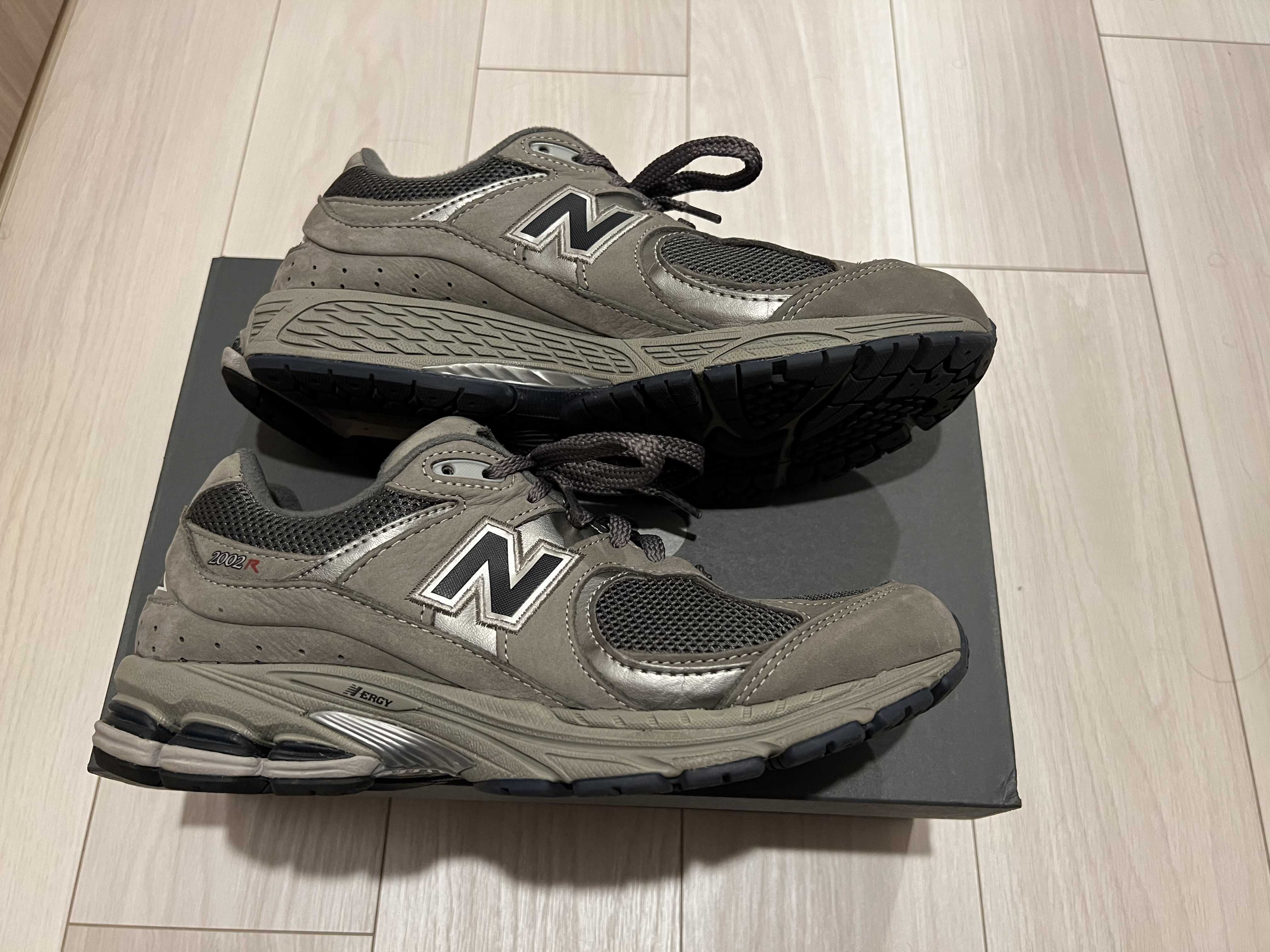 New Balance 2002R "Gray"
