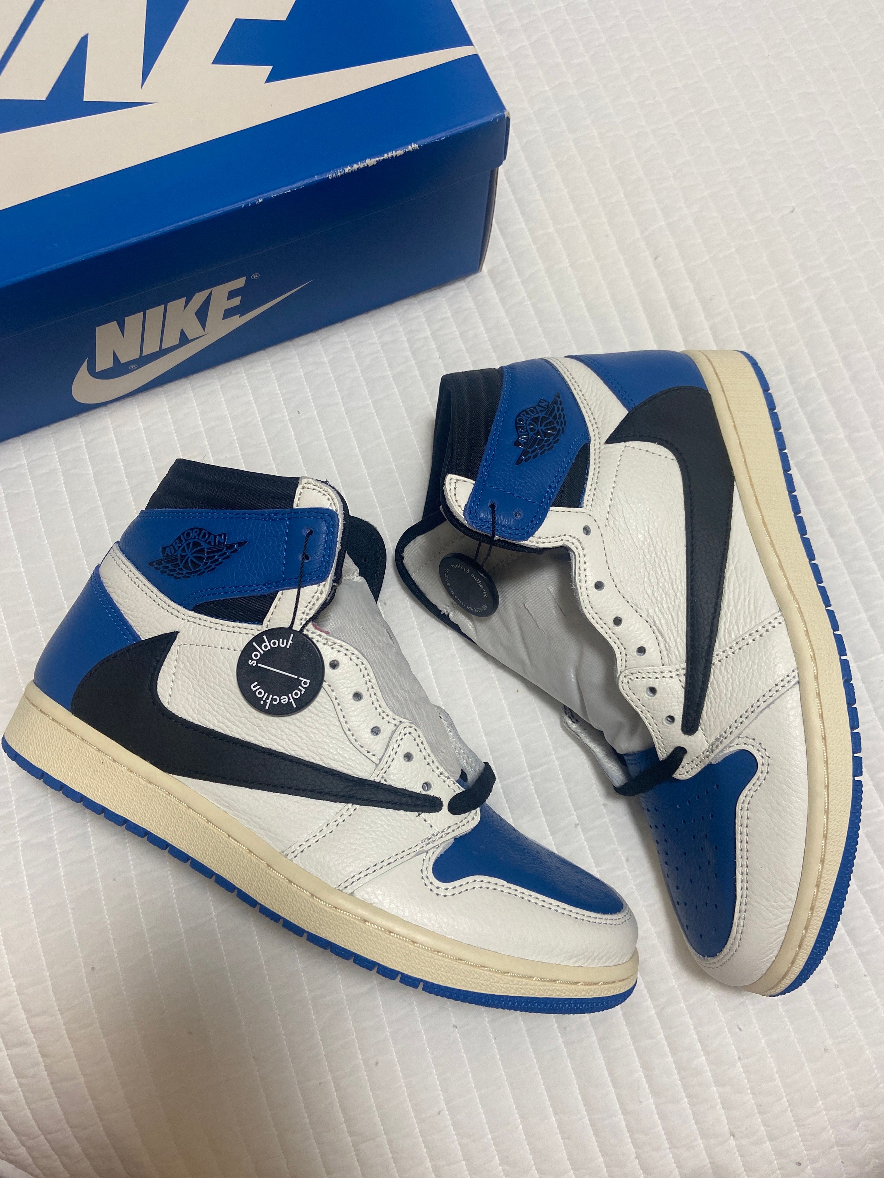 Travis Scott × fragment design × Nike Air Jordan 1 Retro High OG SP "Military Blue"