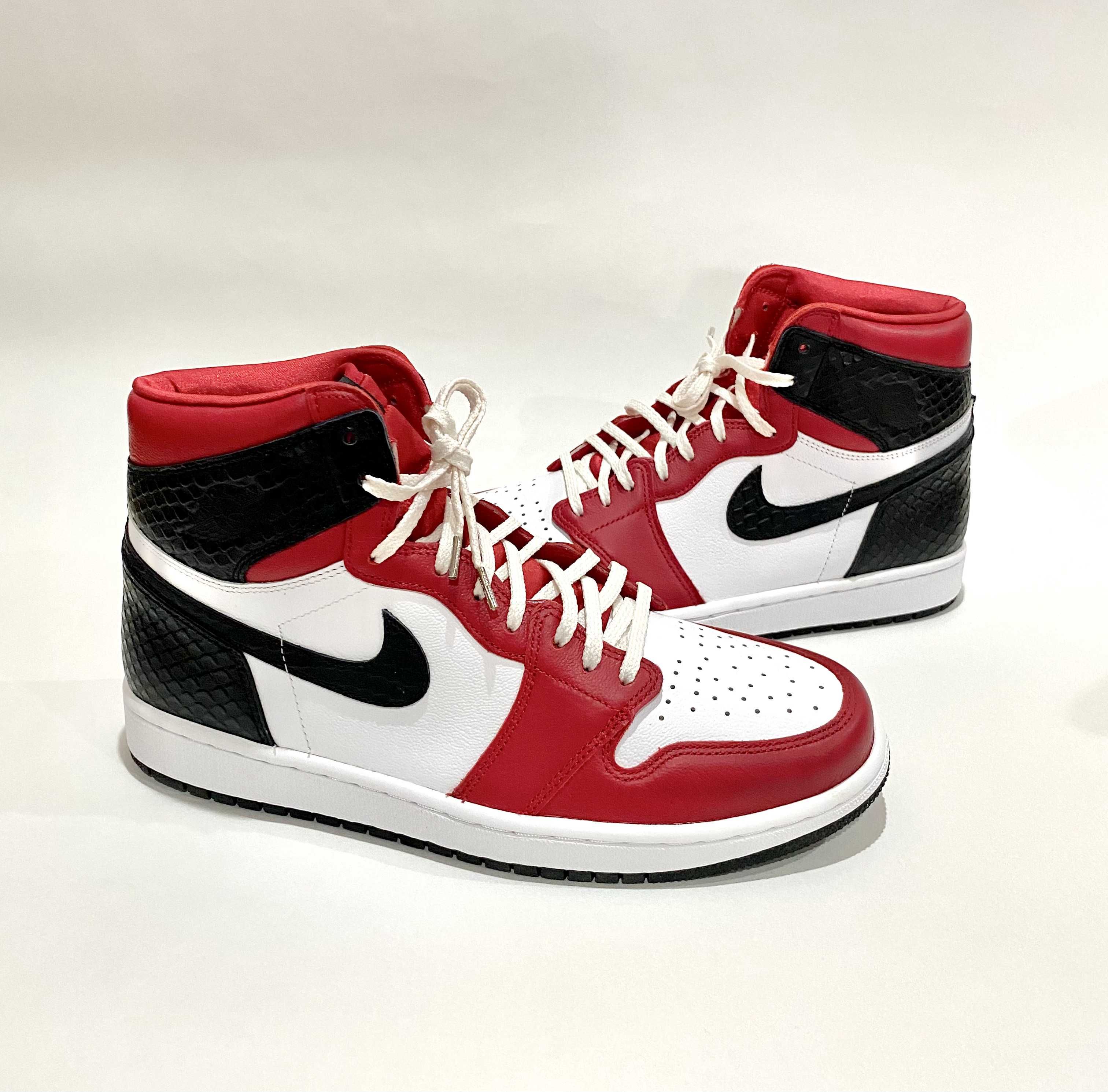 Nike Women's Air Jordan 1 High OG "Satin Red"