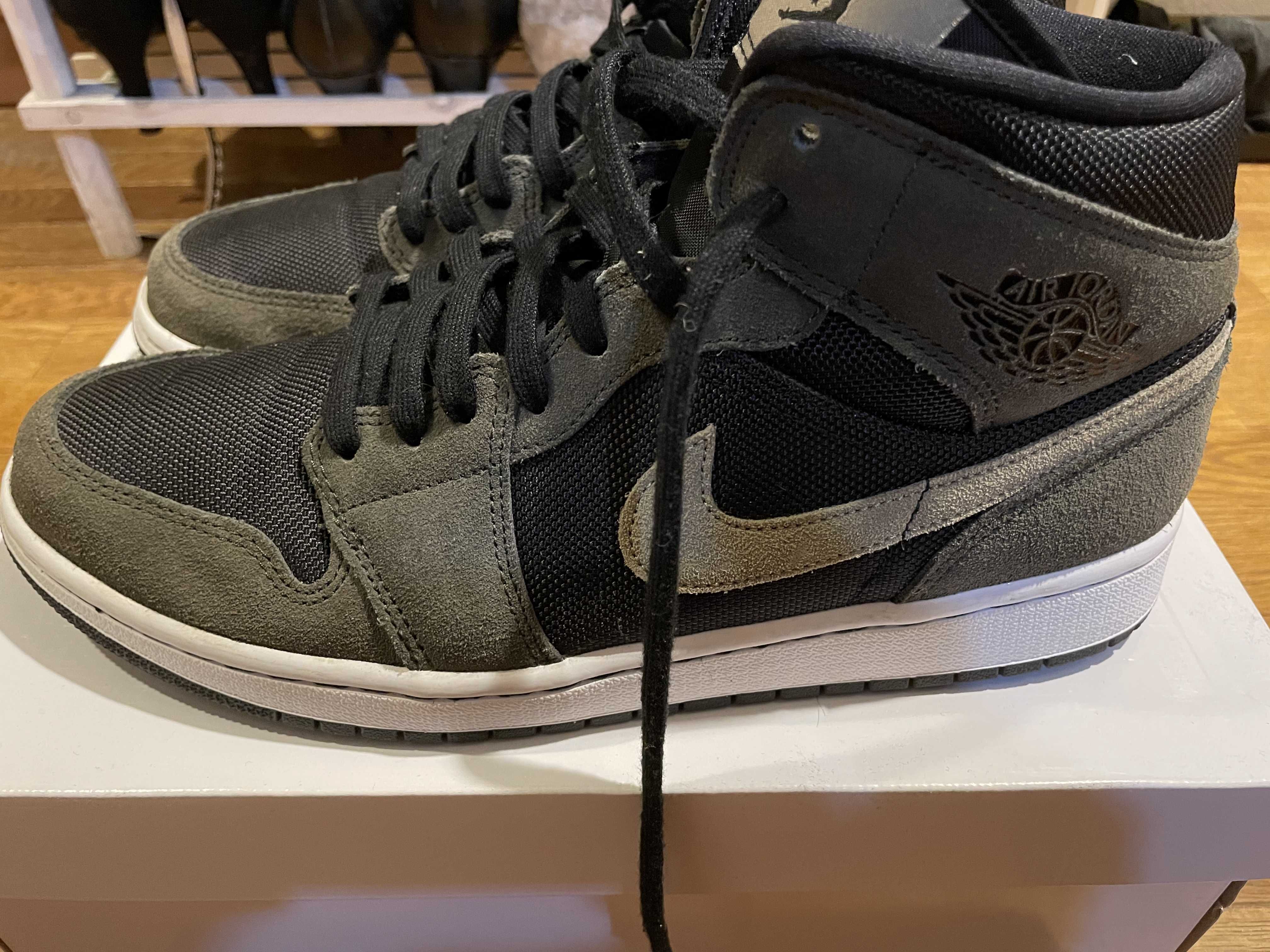 Nike Women's Air Jordan 1 MID "Military Colors"