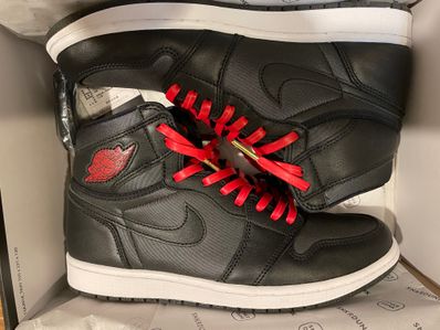 Nike Air Jordan 1 Retro High OG "Black/Metallic Silver/Gym Red"