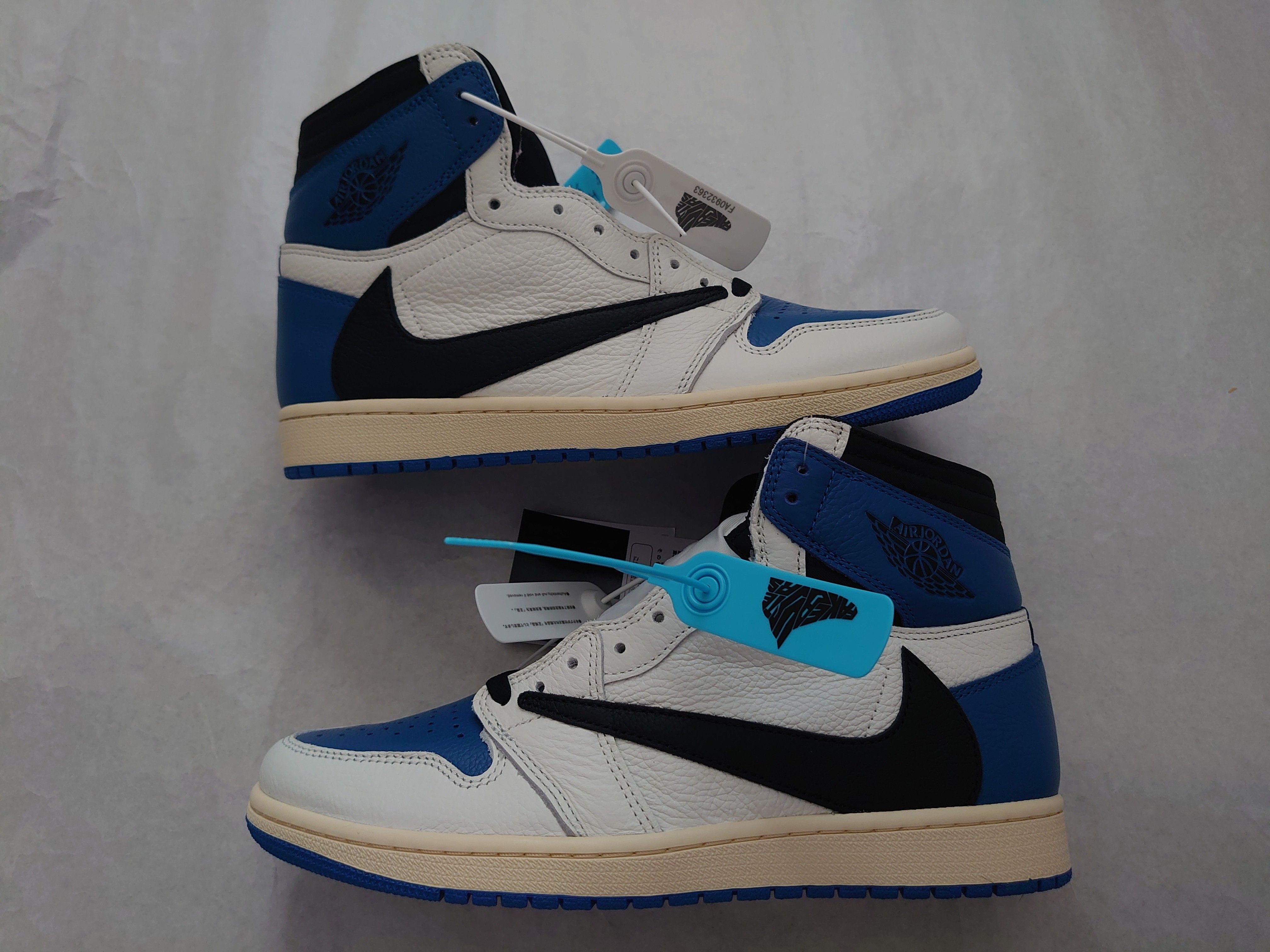 Travis Scott × fragment design × Nike Air Jordan 1 Retro High OG SP "Military Blue"
