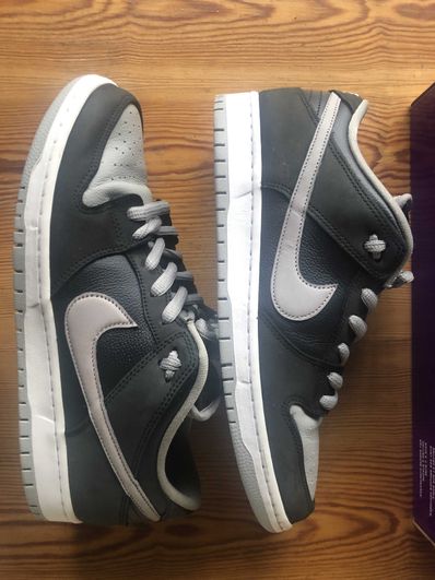 Nike SB Dunk Low "Shadow"