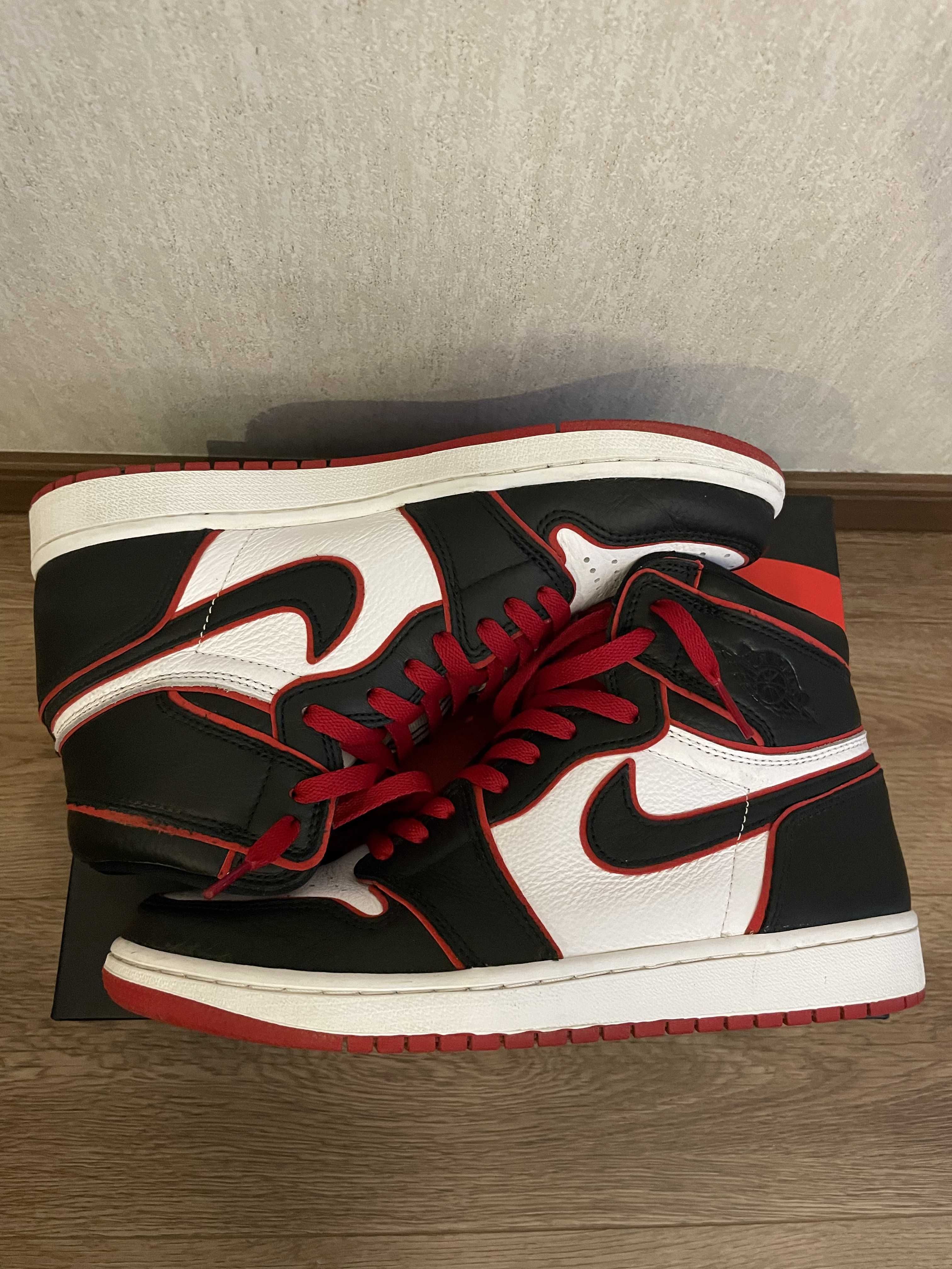 Nike Air Jordan 1 Retro High OG "Blood Line"