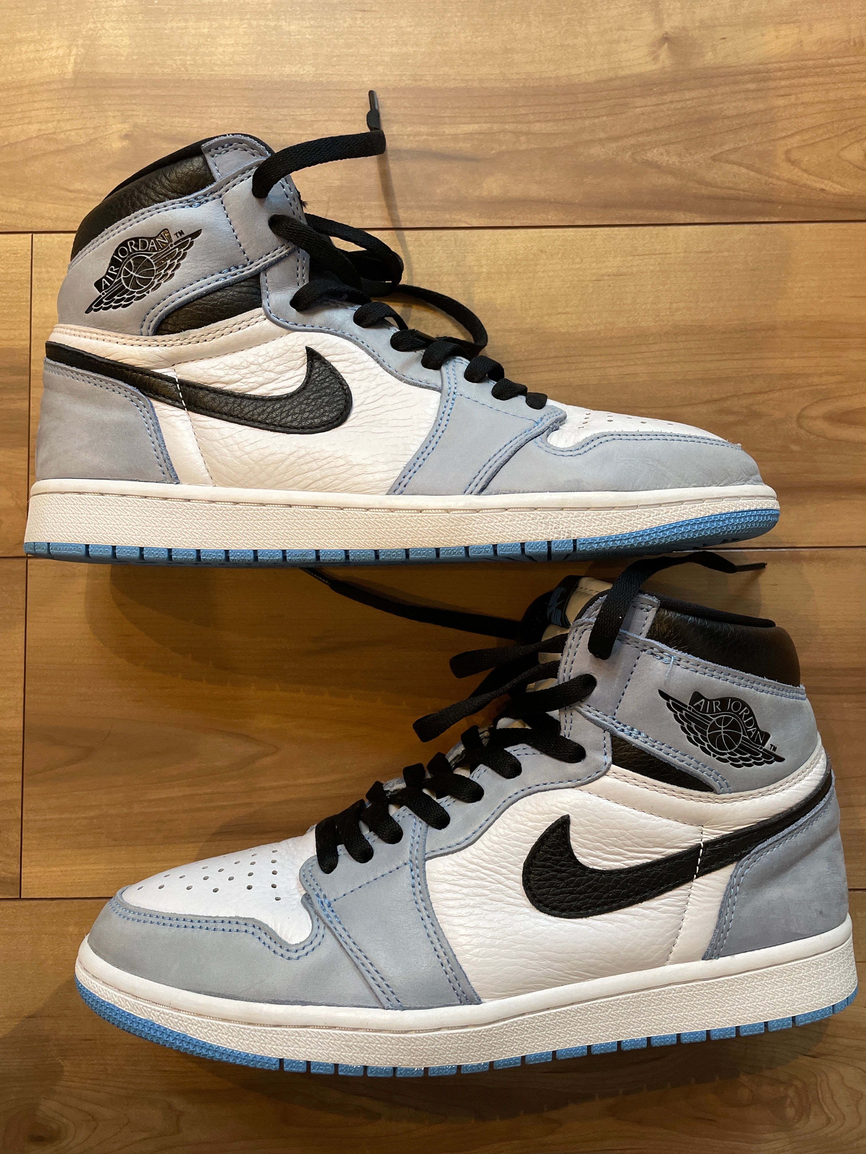 Nike Air Jordan 1 High OG "University Blue"