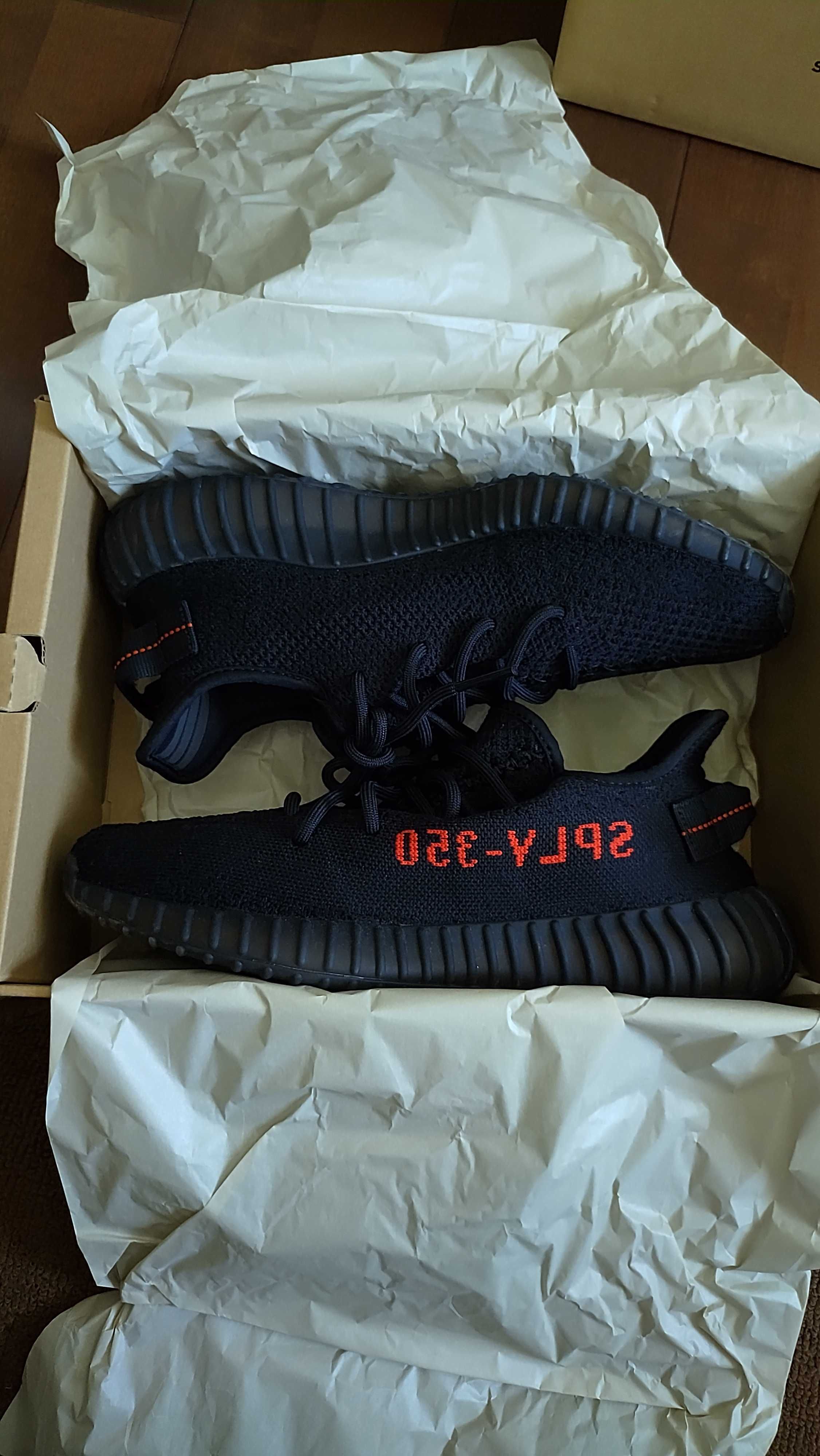 adidas YEEZY Boost 350 V2 "Core Black/Red" (2020)