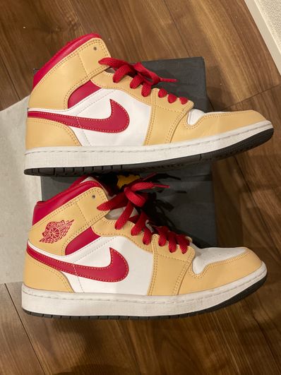 Nike Air Jordan 1 Mid "Beige/Cardinal Red"