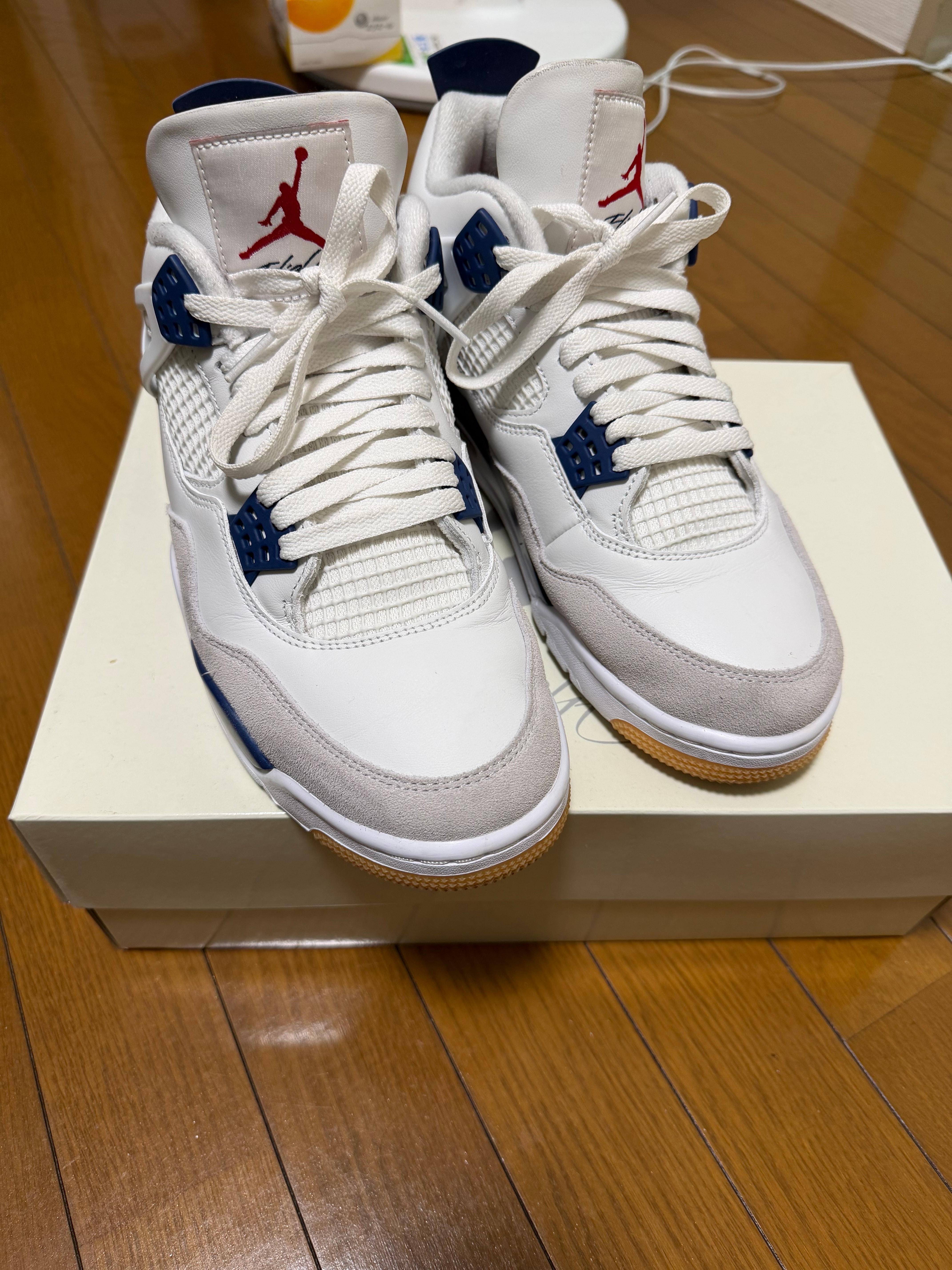 Nike SB Air Jordan 4 Retro SP "Summit White/Navy"