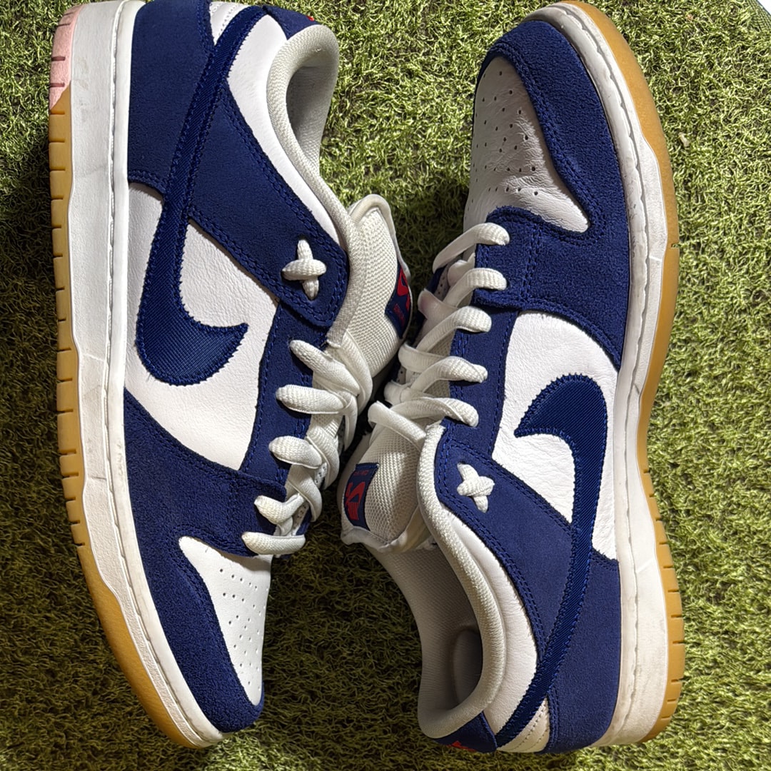Nike SB Dunk Low "Los Angeles Dodgers/Deep Royal Blue"