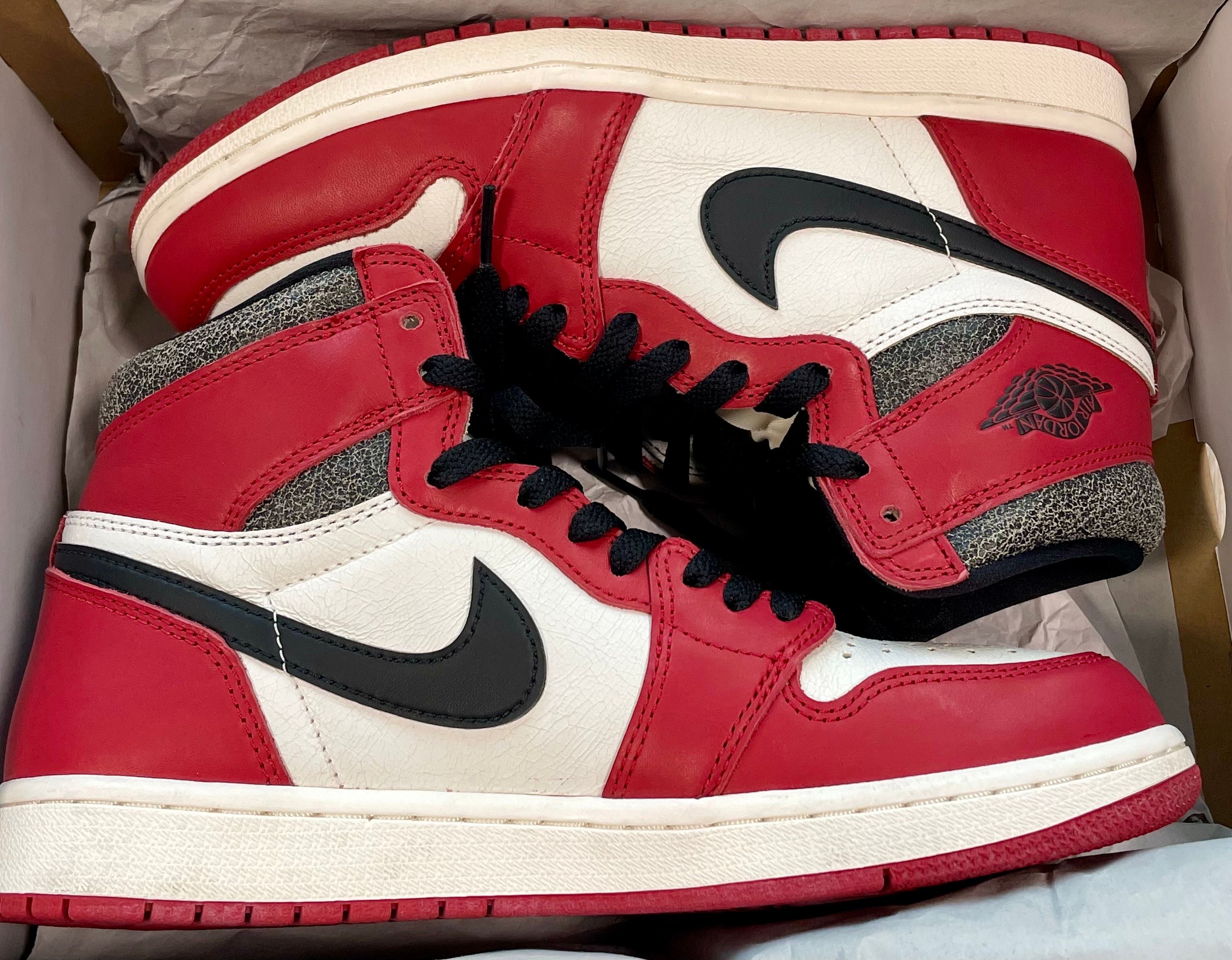 Nike Air Jordan 1 High OG "Lost & Found/Chicago"