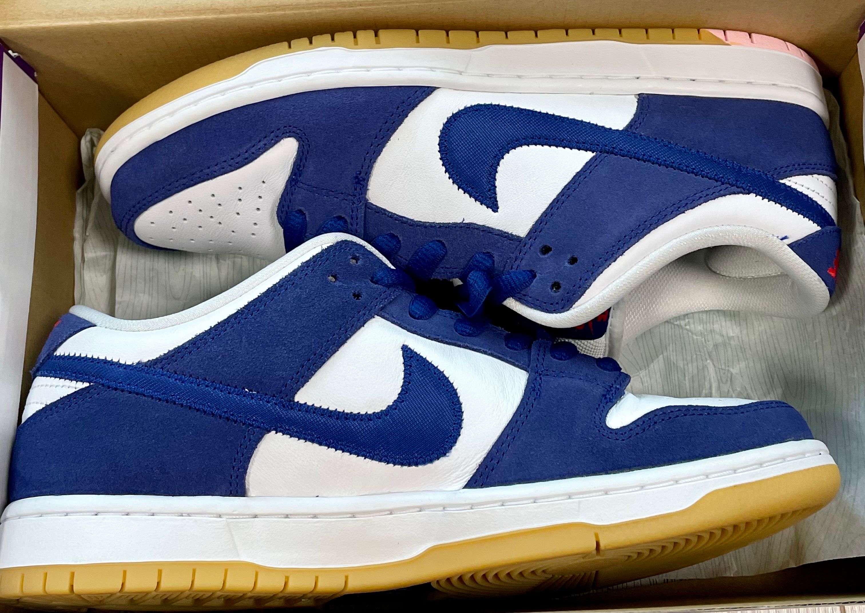 Nike SB Dunk Low "Los Angeles Dodgers/Deep Royal Blue"