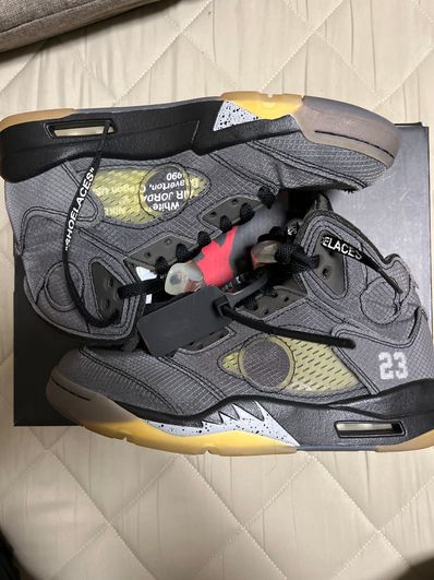 Off-White × Nike Air Jordan 5 "Black/Muslin/Fire Red"