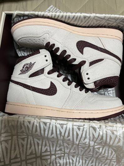 A Ma Maniere × Nike Air Jordan 1 Retro High OG "Sail and Burgundy"
