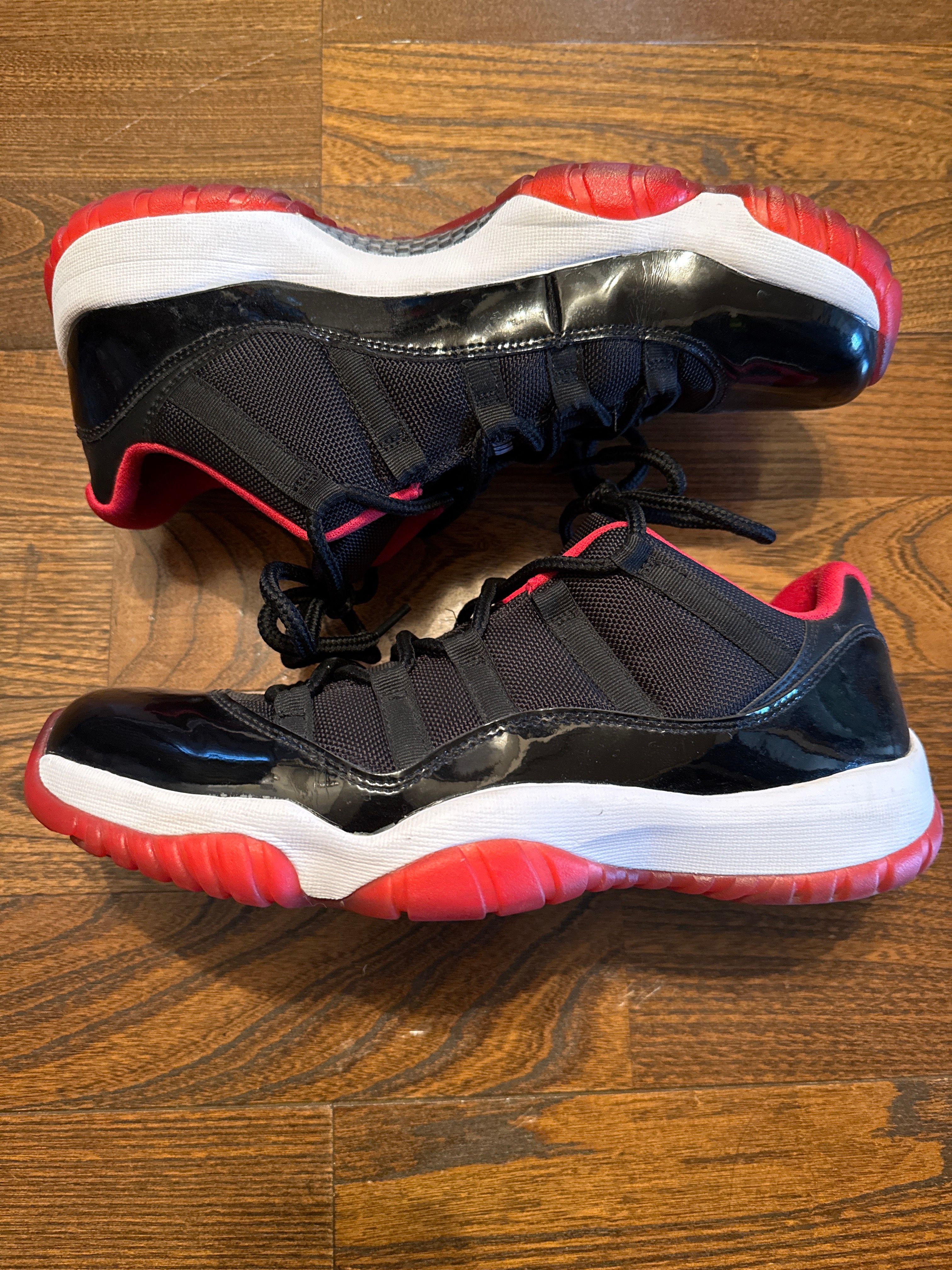 NIKE AIR JORDAN 11 RETRO LOW BRED