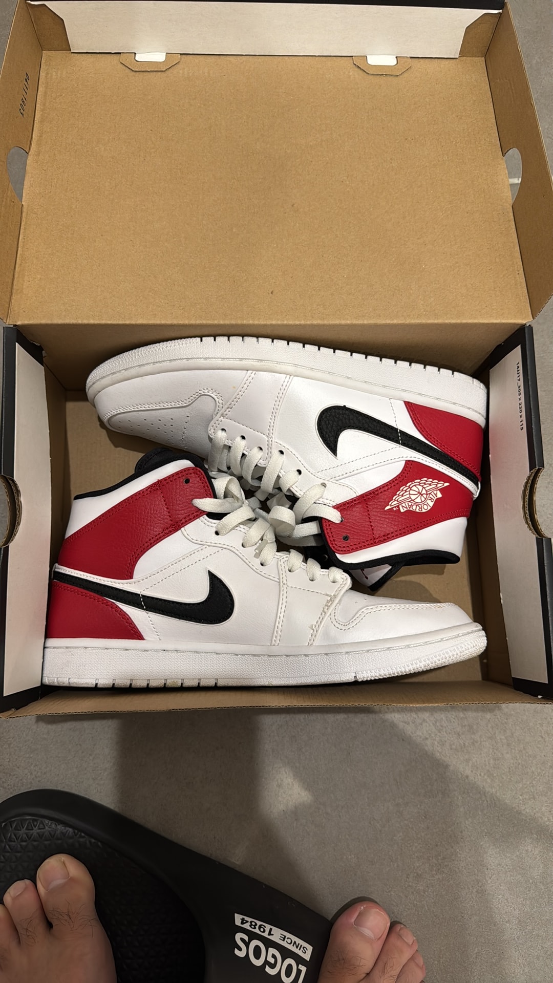 Nike Air Jordan 1 Mid "White/Black/Gym Red"