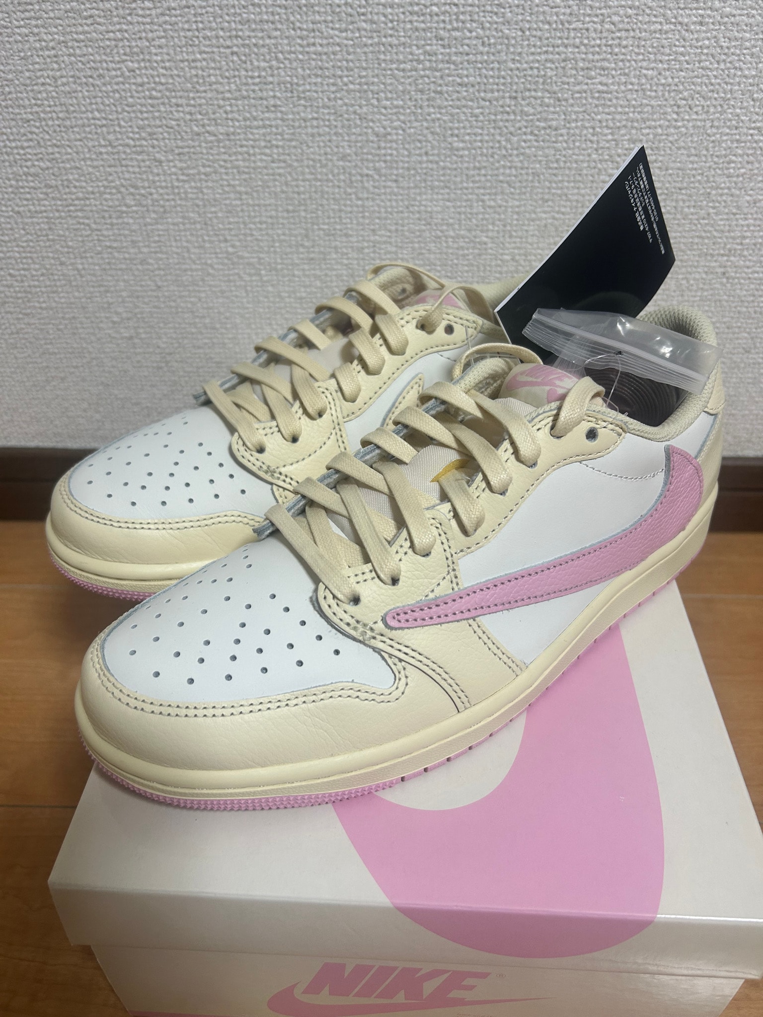 Travis Scott × Nike Air Jordan 1 Retro Low OG "Muslin/Shy Pink"