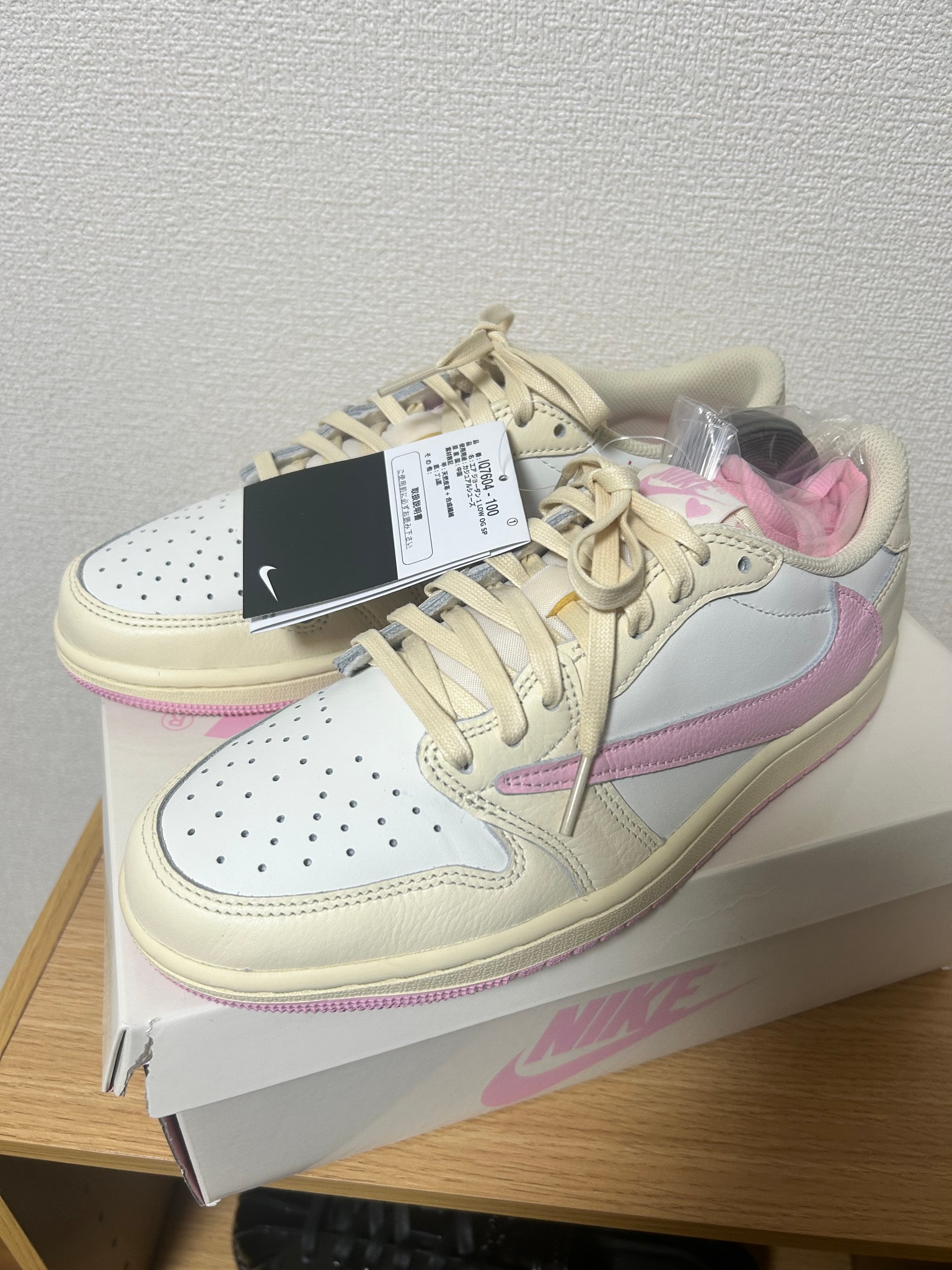 Travis Scott × Nike Air Jordan 1 Retro Low OG "Muslin/Shy Pink"