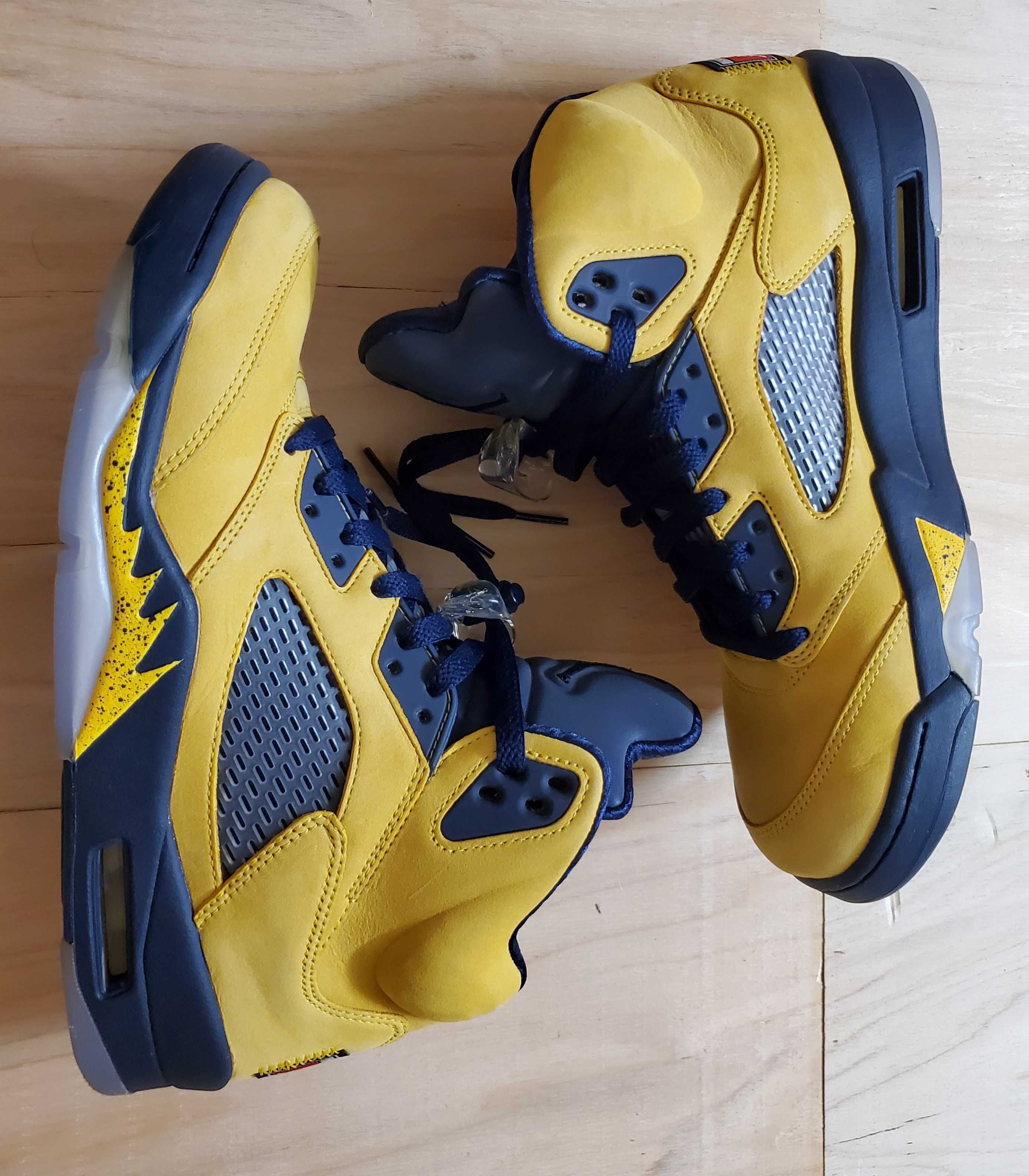 NIKE AIR JORDAN 5 "MICHIGAN"