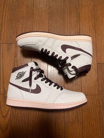 A Ma Maniere × Nike Air Jordan 1 Retro High OG "Sail and Burgundy"