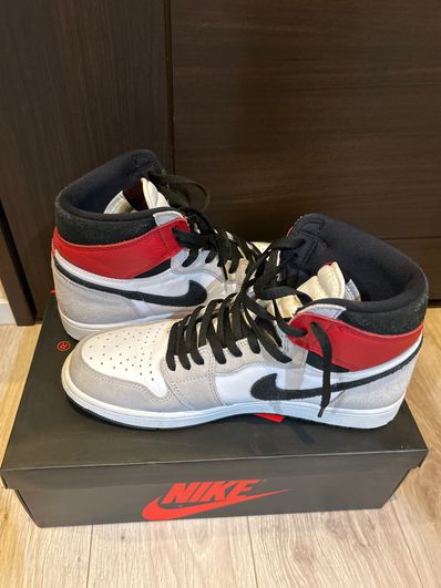 Nike Air Jordan 1 High OG "White/Black/Light Smoke Grey"