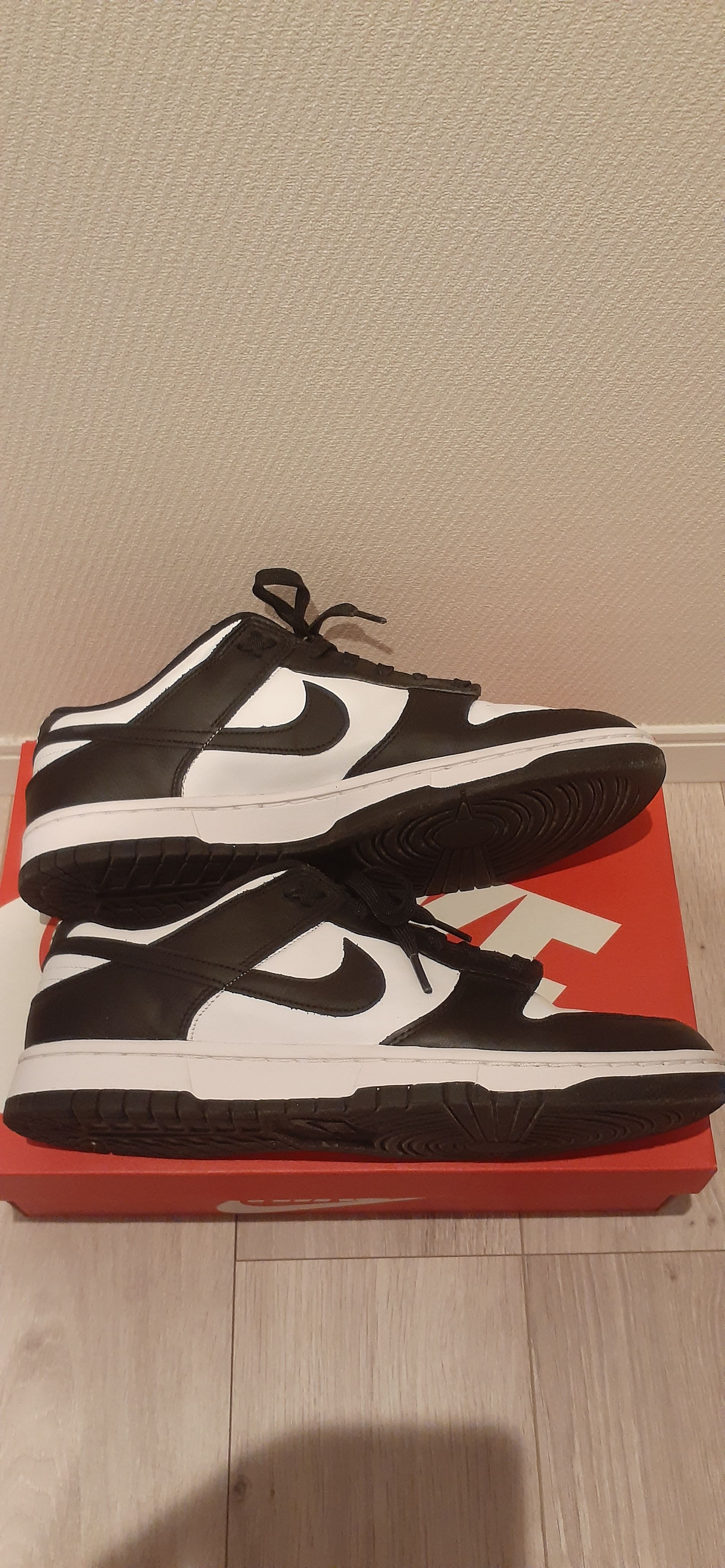 Nike Dunk Low Retro "Panda/White/Black"
