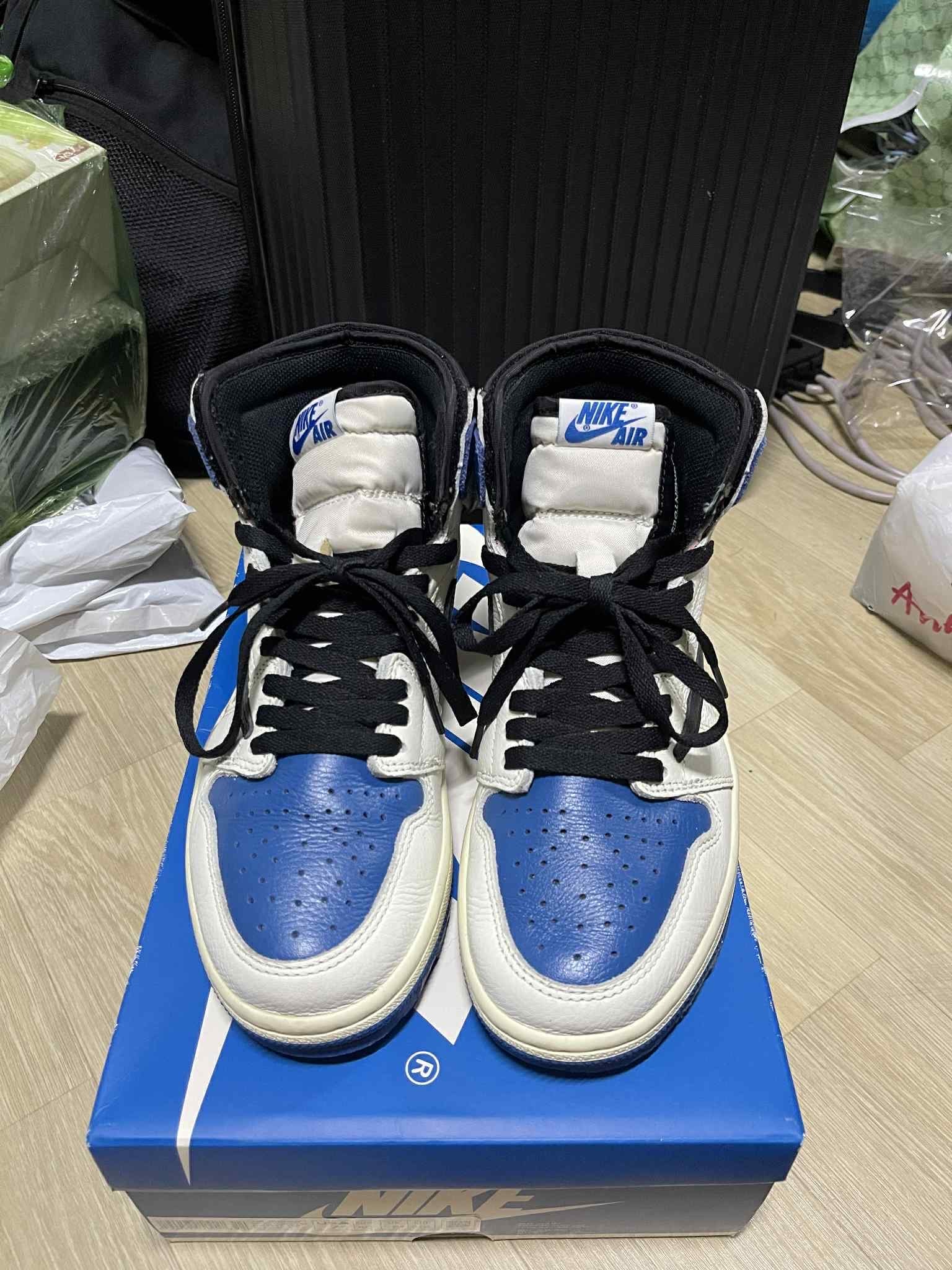 Travis Scott × fragment design × Nike Air Jordan 1 Retro High OG SP "Military Blue"