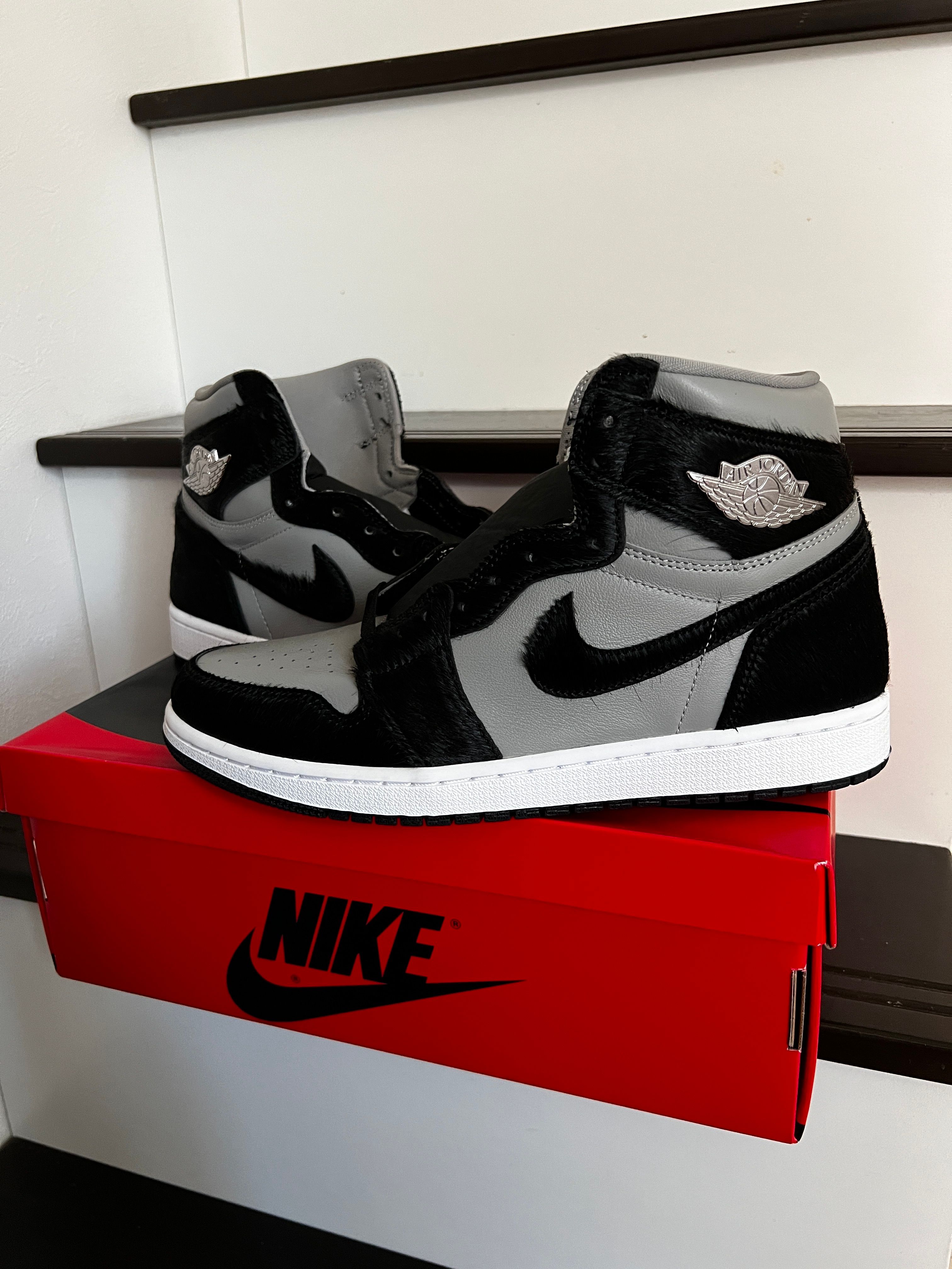 Nike Women's Air Jordan 1 Retro High OG "Medium Grey"