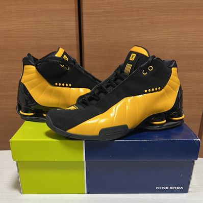 Nike Shox BB4 "Black University Gold"