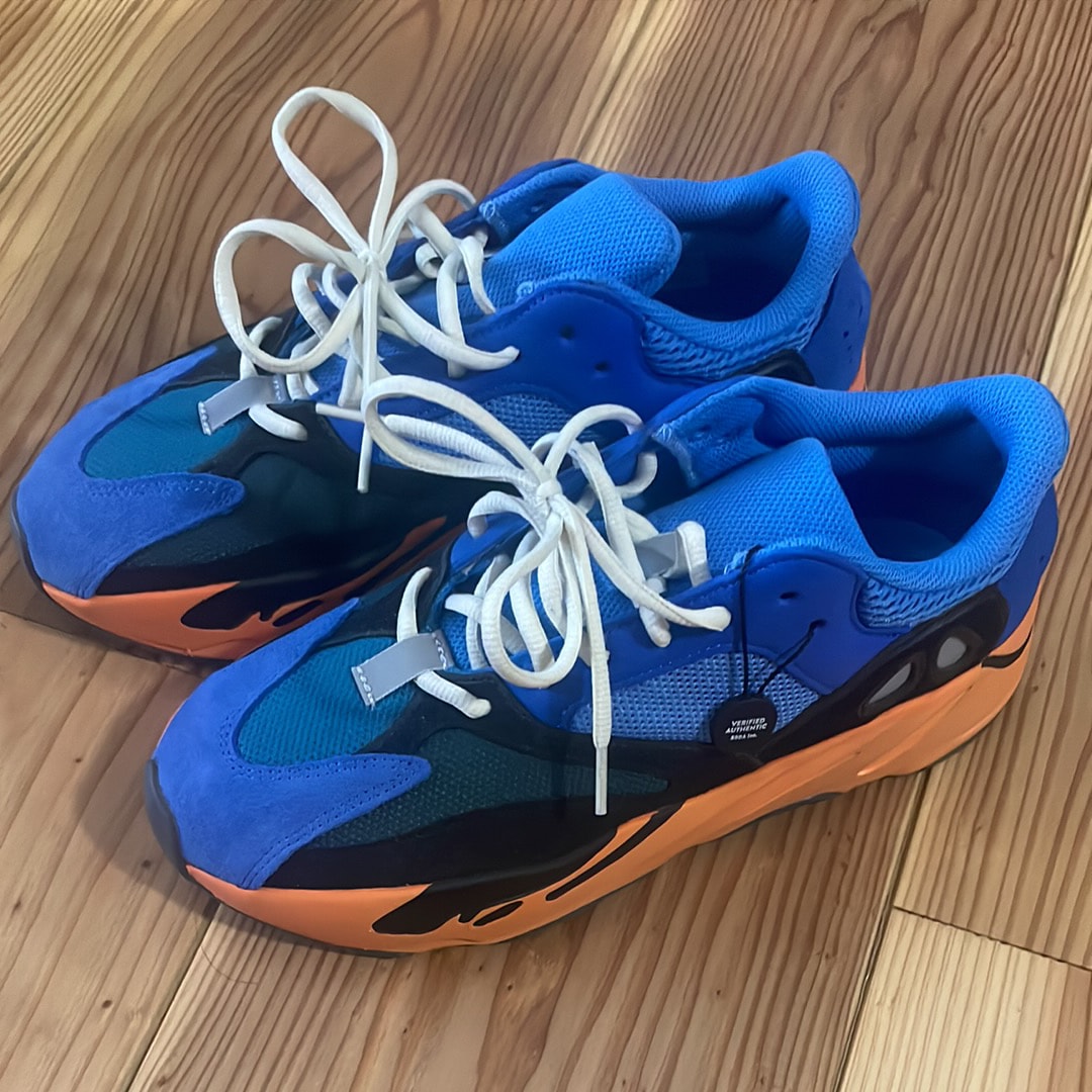 adidas YEEZY Boost 700 "Bright Blue"