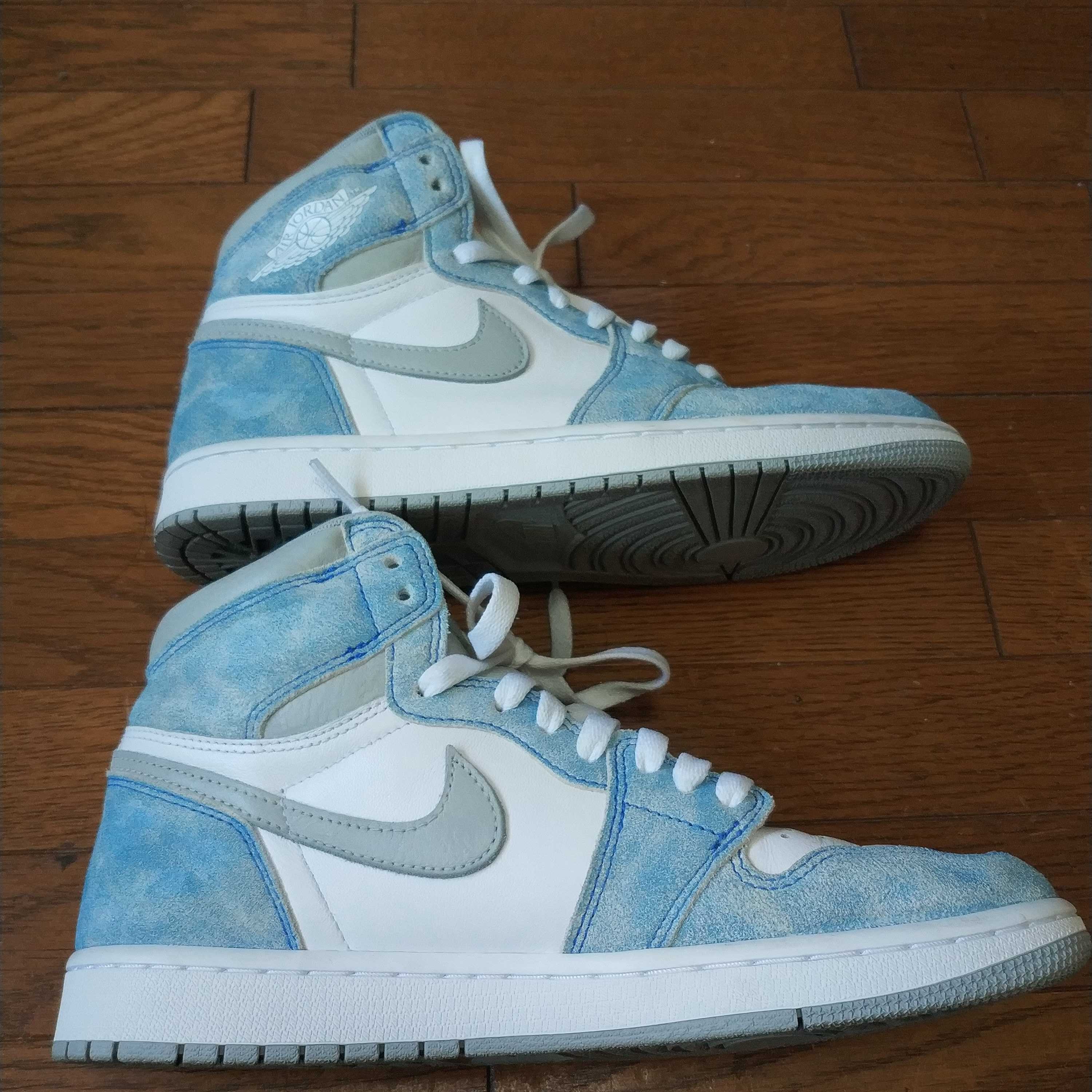 Nike Air Jordan 1 High OG "Hyper Royal"
